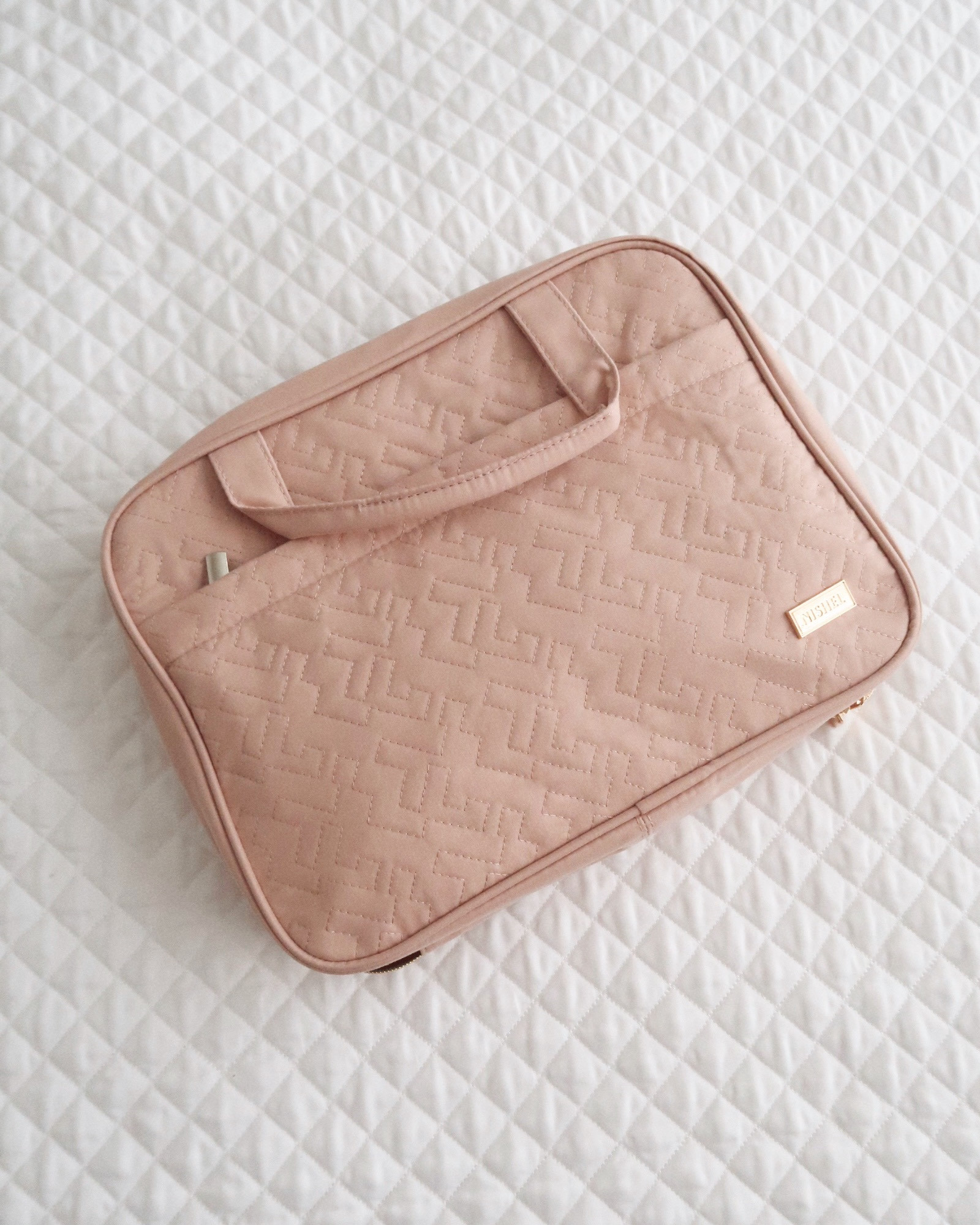 For my travel girlies 💕

Grabbed the large size!

#LTKTravel #LTKGiftGuide #LTKItBag