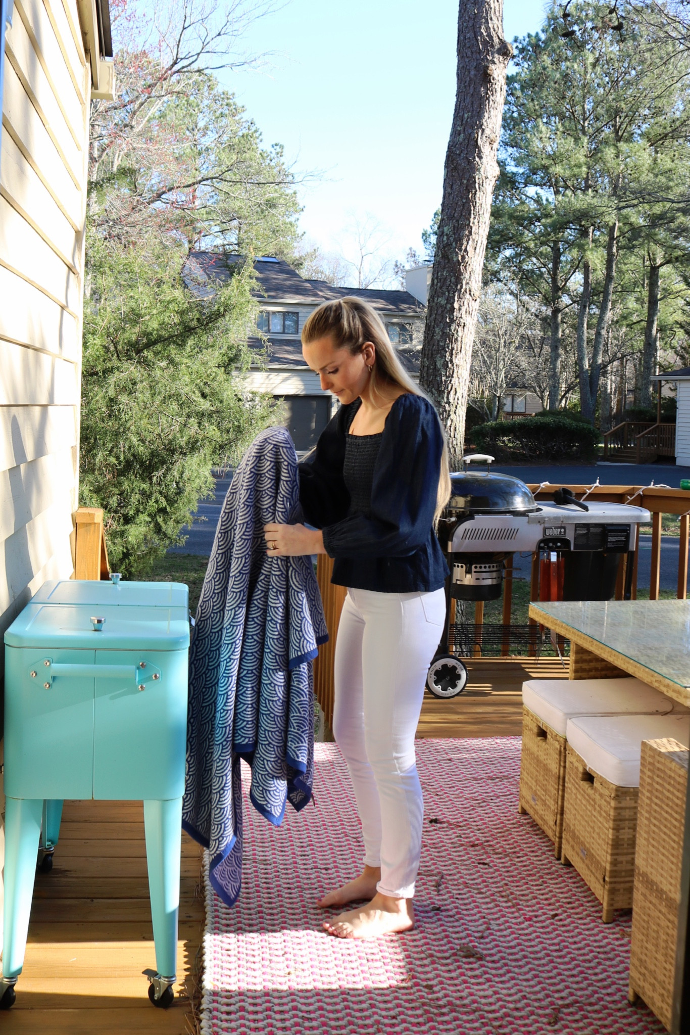 I love a good denim top! Linking up denim shirts & tops included in the LTK Sale. 

#LTKSeasonal #LTKsalealert #LTKSale