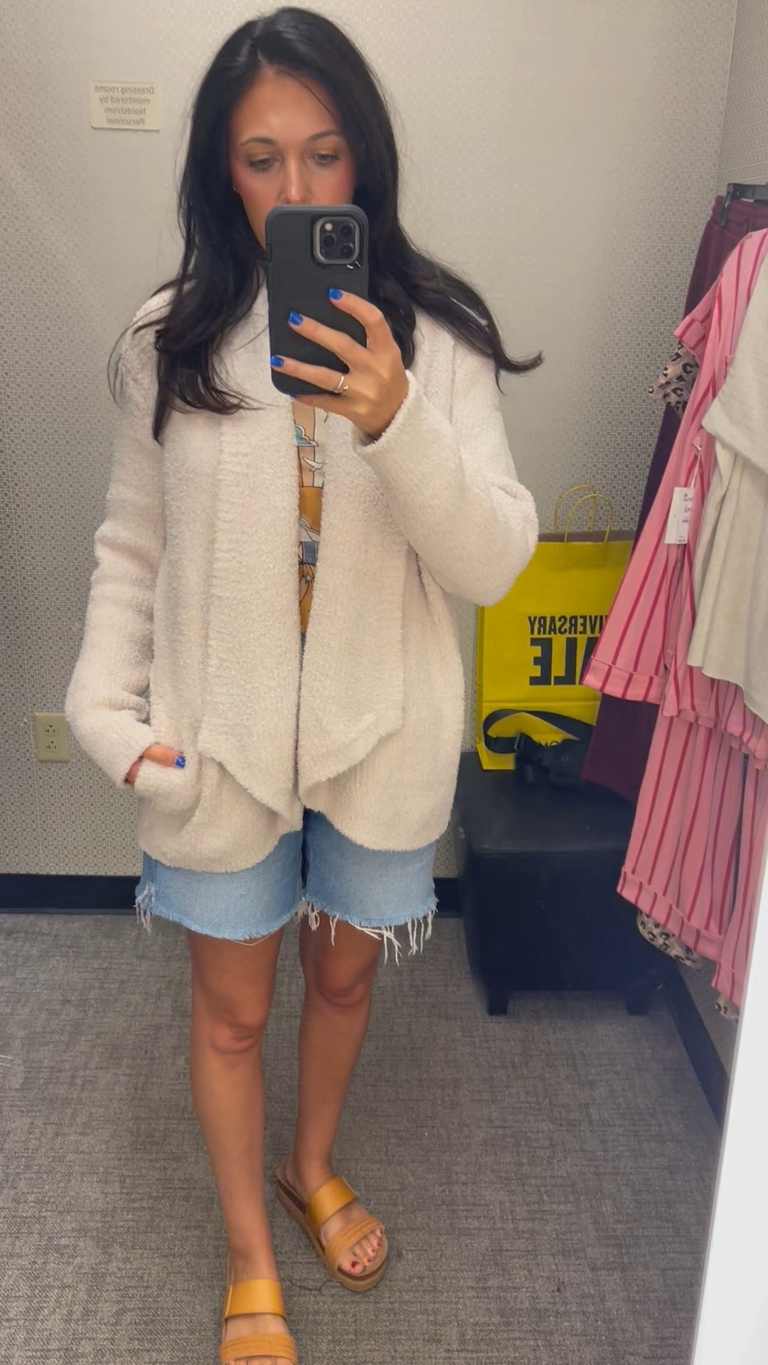 Barefoot Dreams Sweater at Nordstrom Sale

Wearing size Small

#nordstrom #nsale #nordstromsale #barefootdreams 

#LTKSaleAlert #LTKStyleTip