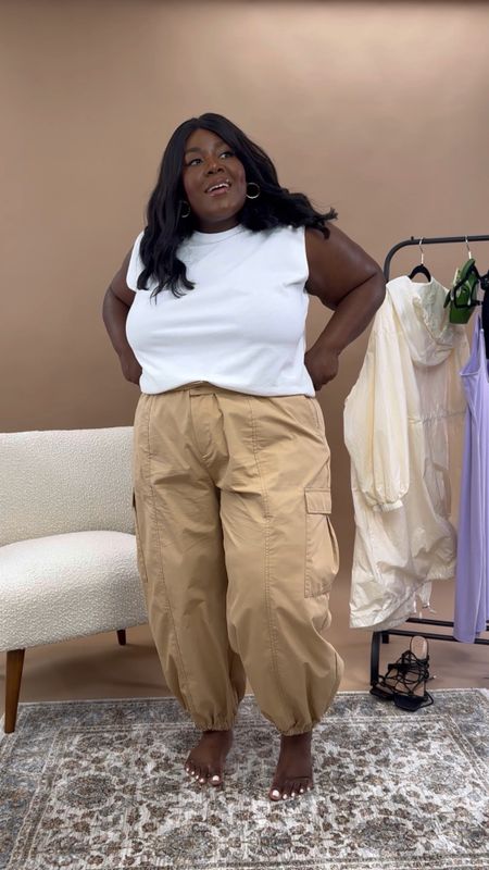 #ad The trend is cargos and here’s my take on it. It’s giving she’s ready for a stylish adventure 💁🏾‍♀️ legggooo! Dressed in all @target for the win. Shop with direct links via my LTK Shop. 

@target @targetstyle #targetpartner 

#LTKunder50 #LTKcurves #LTKsalealert