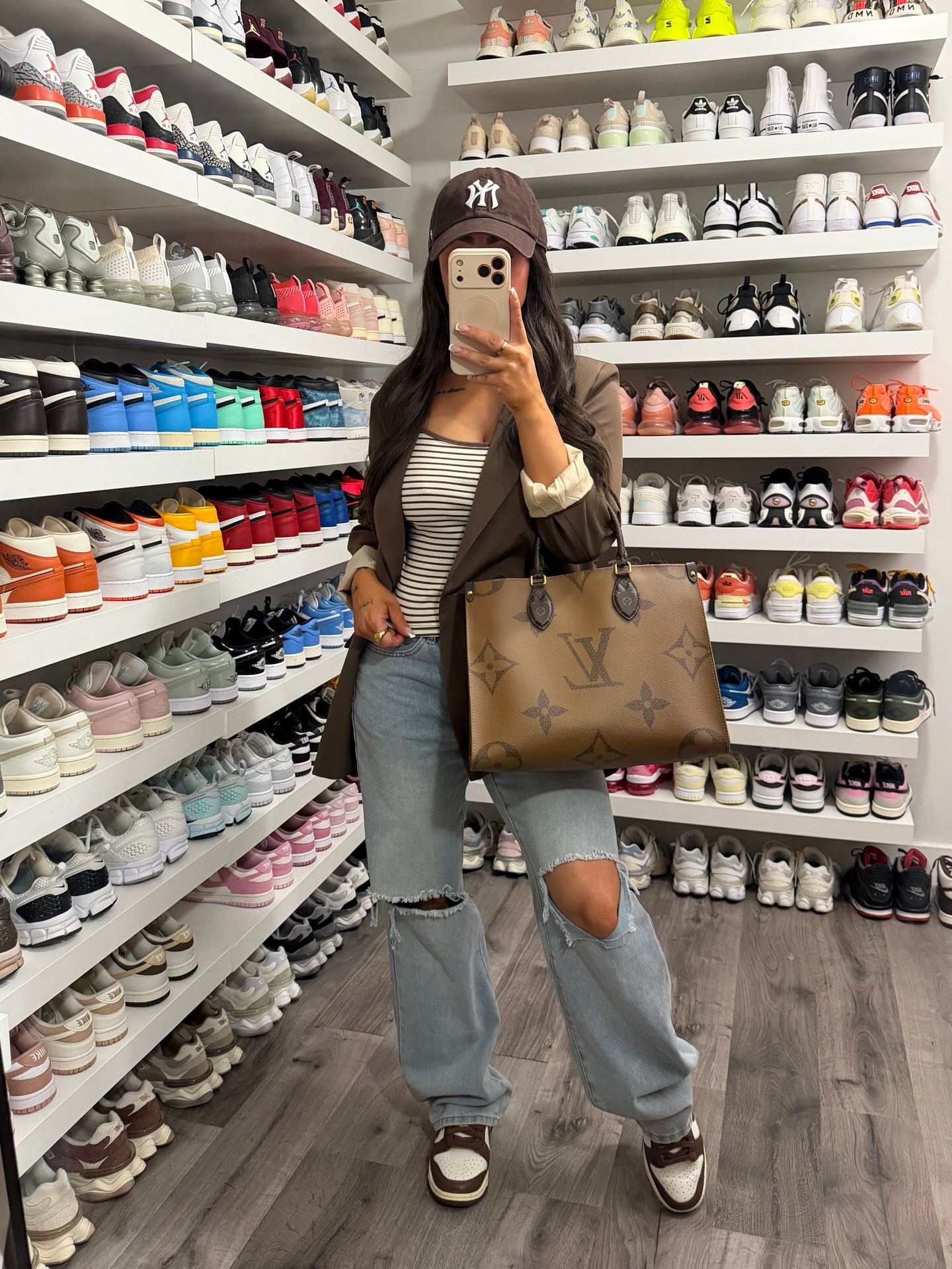ootw🫶🏼 all pieces from my @sheinofficial @shein_us shop✨ 
#explorepage #streetwear #fashioninspo #howtostyle 

🔎 & follow my store SAYEHFBABY on @sheinofficial website & app for streetwear styles I’m wearing! new releases every week

links to my outfit are in my “APRIL🔗” highlight or in my LTK linked in my bio🤍 (some items are unavailable so if I don’t post them, I don’t have the link!)
save this for OOTD inspo✨