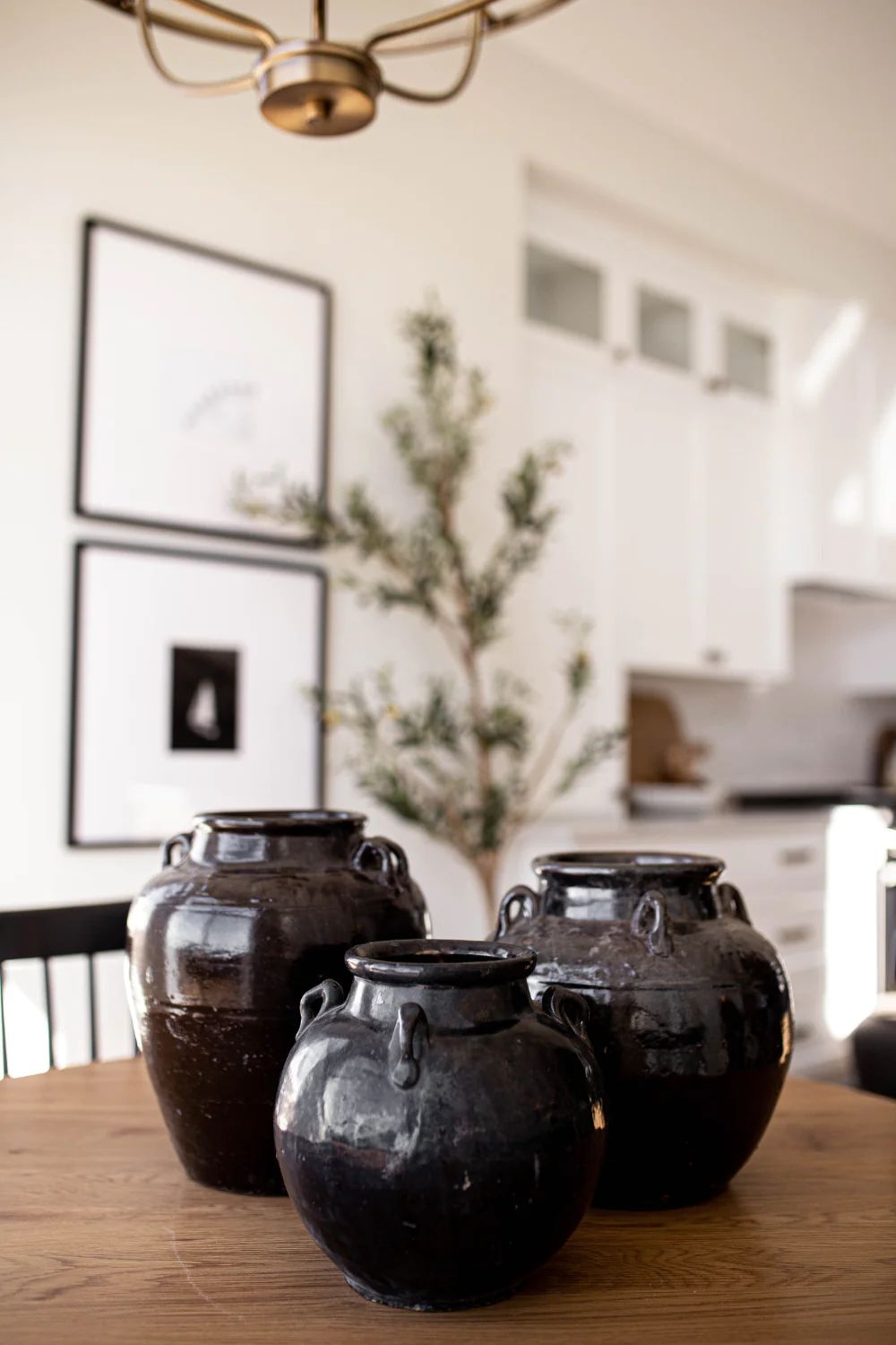 Vintage Black Glazed Pot Medium | Luxe B Co