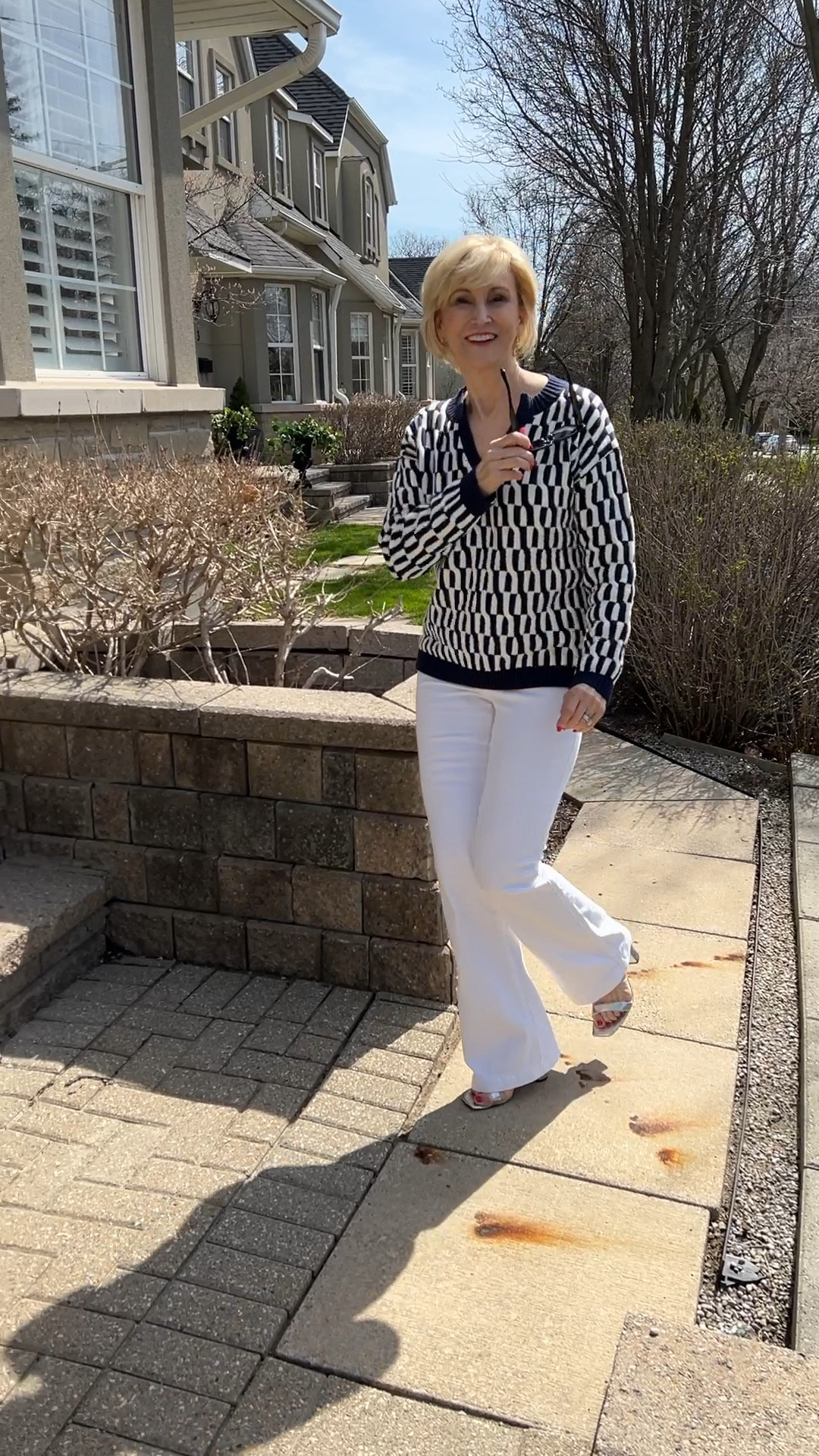 Here’s a gorgeous color combination to try this spring. This printed navy sweater from @amazon is a pretty addition to your spring wardrobe. Add a pair of white flared jeans and your favorite heels for a chic and modern look.
💙Scroll down to shop & follow for more


#LTKWatchNow #LTKOver40 #LTKSeasonal