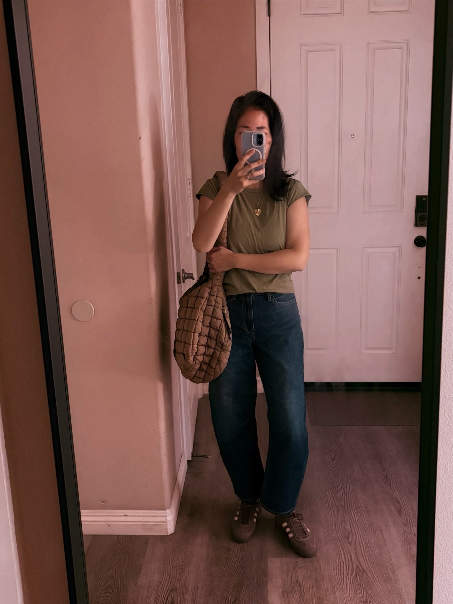 My barrel jeans are on sale I love them. It’s their wow line so they’re stretchy and comfy!  

Barrel jeans
Comfy outfit
Casual outfit
Fall fashion
Fall trends

#LTKSaleAlert