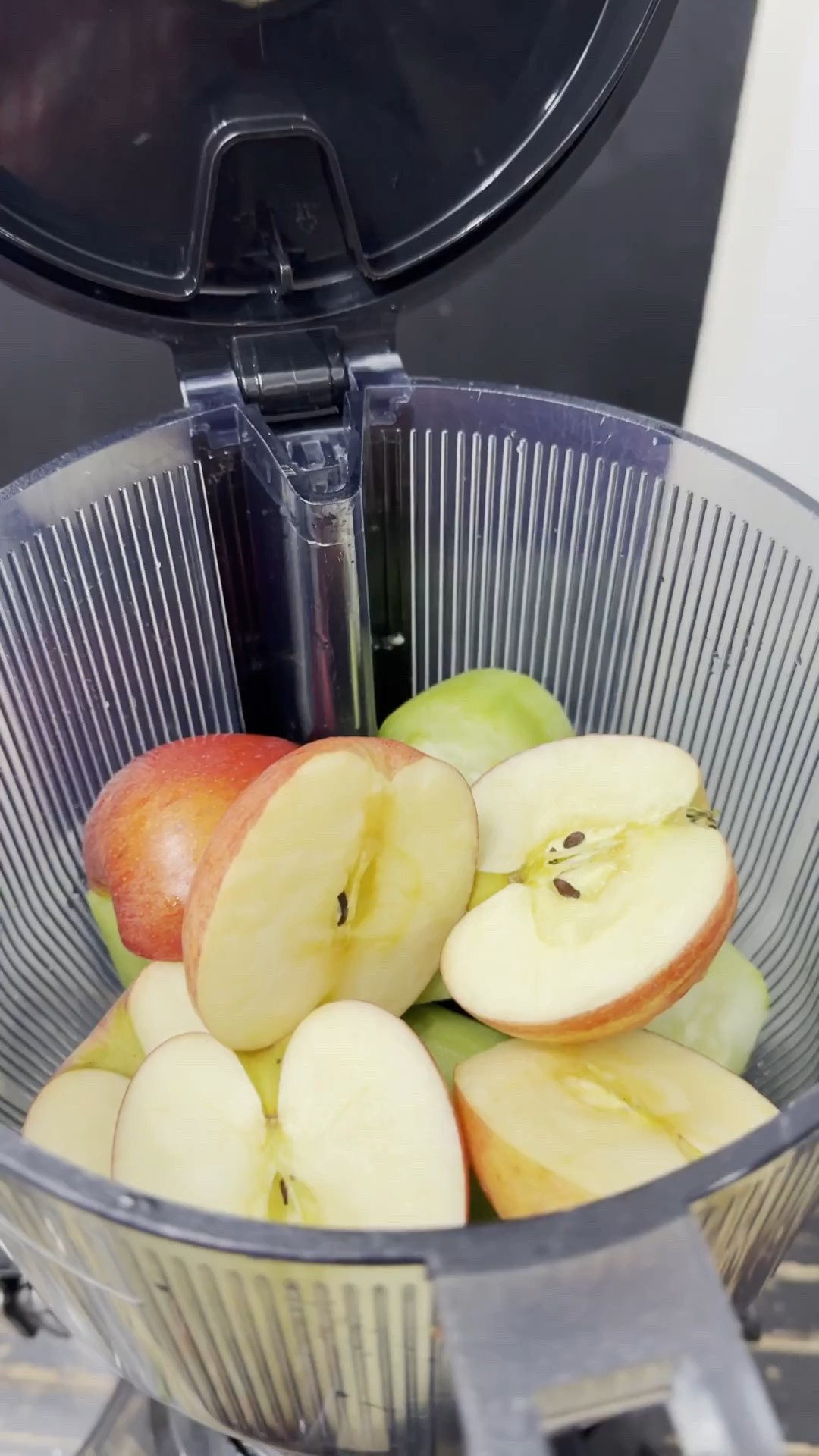 Obsessed doesn’t even cover it ✨
This juicer makes consistency EASY and honestly makes me excited to juice every day. If you’ve been thinking about starting, this is your sign.
I linked the exact one I use on LTK.

#coldpressedjuicer #juicerobsessed #wellnessroutine #healthyhabits #guthealthsupport #LTKfinds #LTKsale #ShoppingWithPriiincesss #AtlantaContentCreators

#LTKHome #LTKfoodie #LTKselfcare