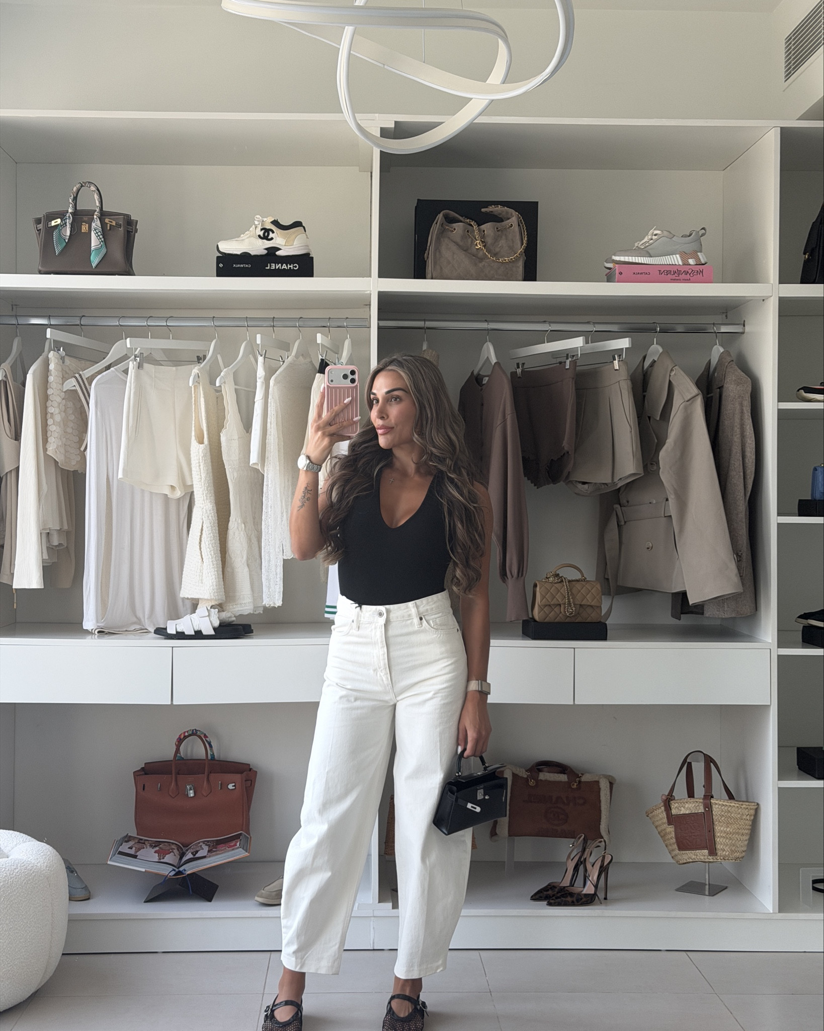 Cream/white jeans and a cute top ✨

#LTKuk #LTKspringtrends #LTKjeans