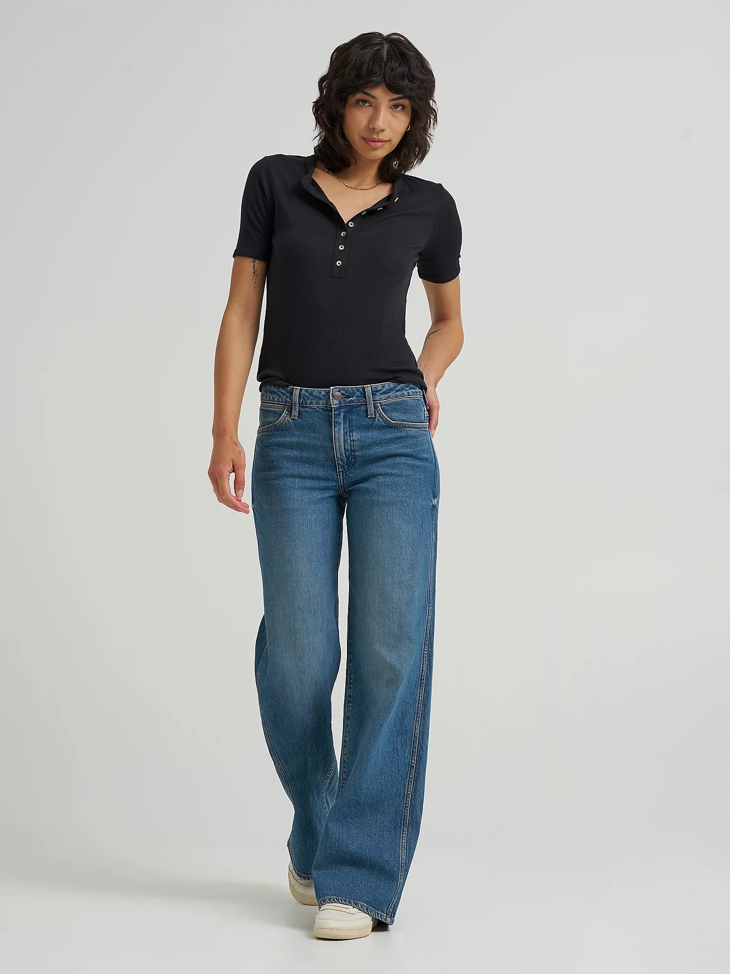 Women's Worldwide Mid Rise Wide Leg Jean | Wrangler