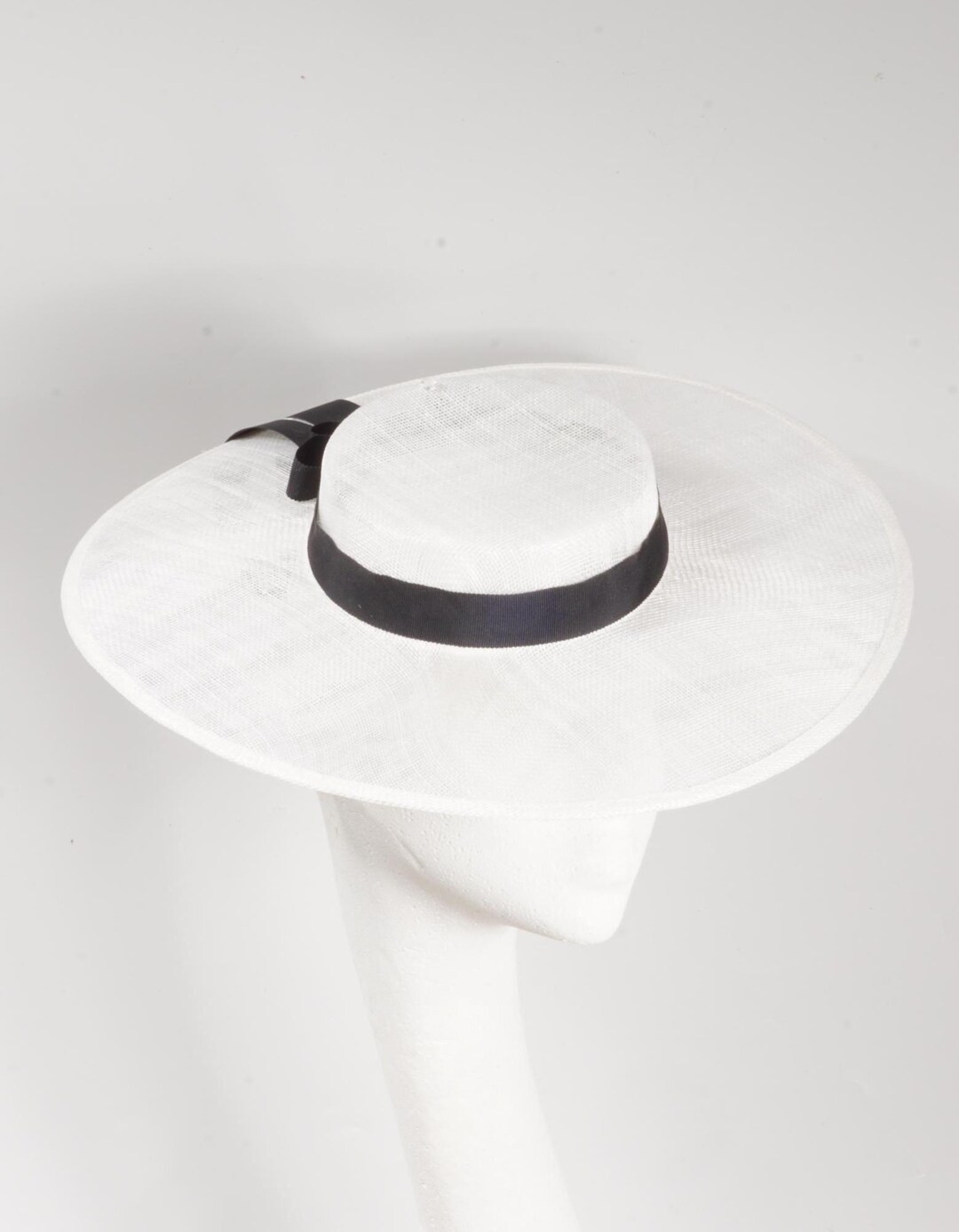 White Boater Hat, Royal Ascot Hat, Kentucky Derby, Mother of the Bride, Occasion Hat, Wedding Hat... | Etsy (US)