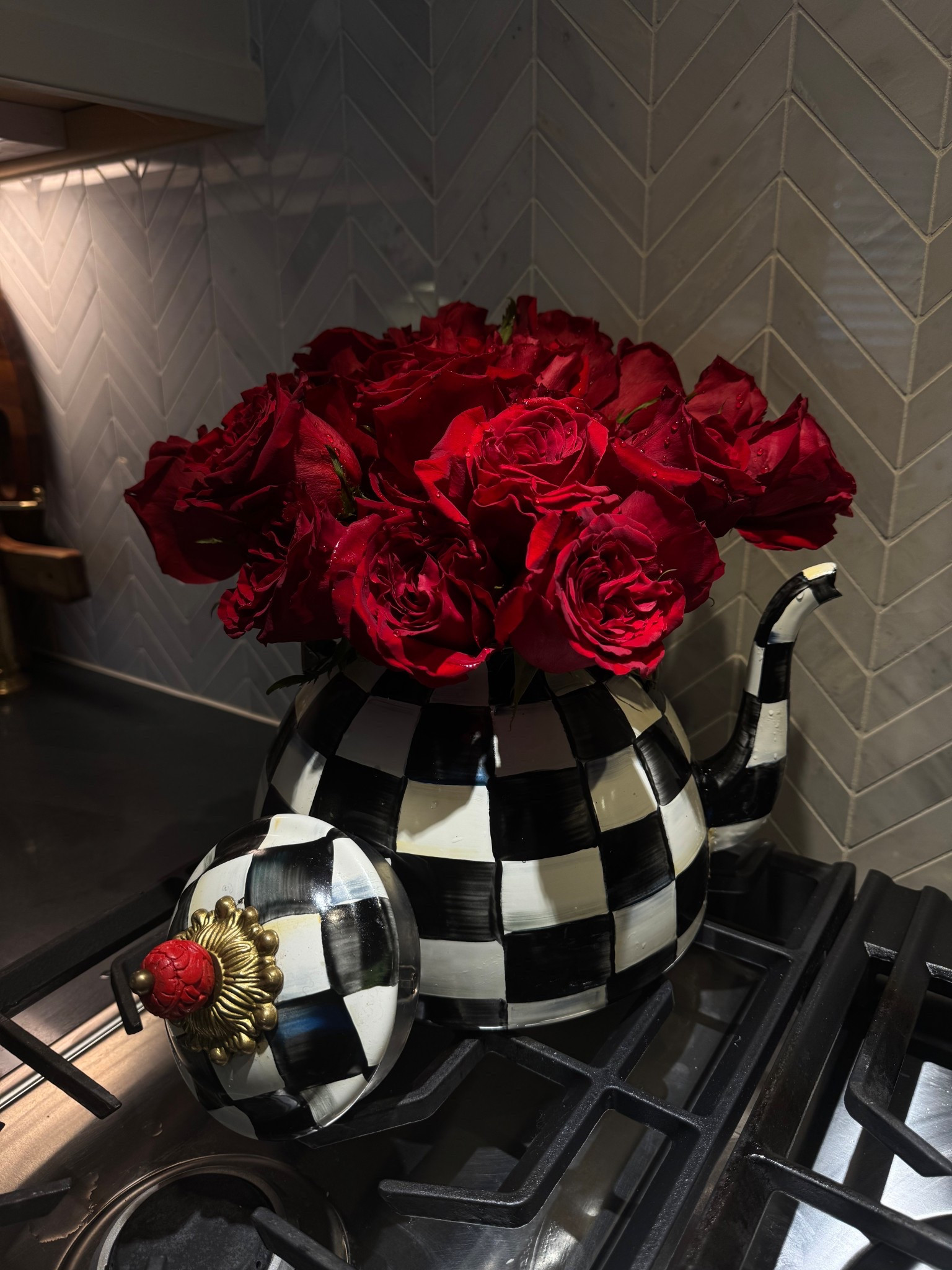 I have the 3 quart but a lot of the kettles are included in the @mackenziechilds barn sale! Love using mine as a flower vase!

#LTKHome