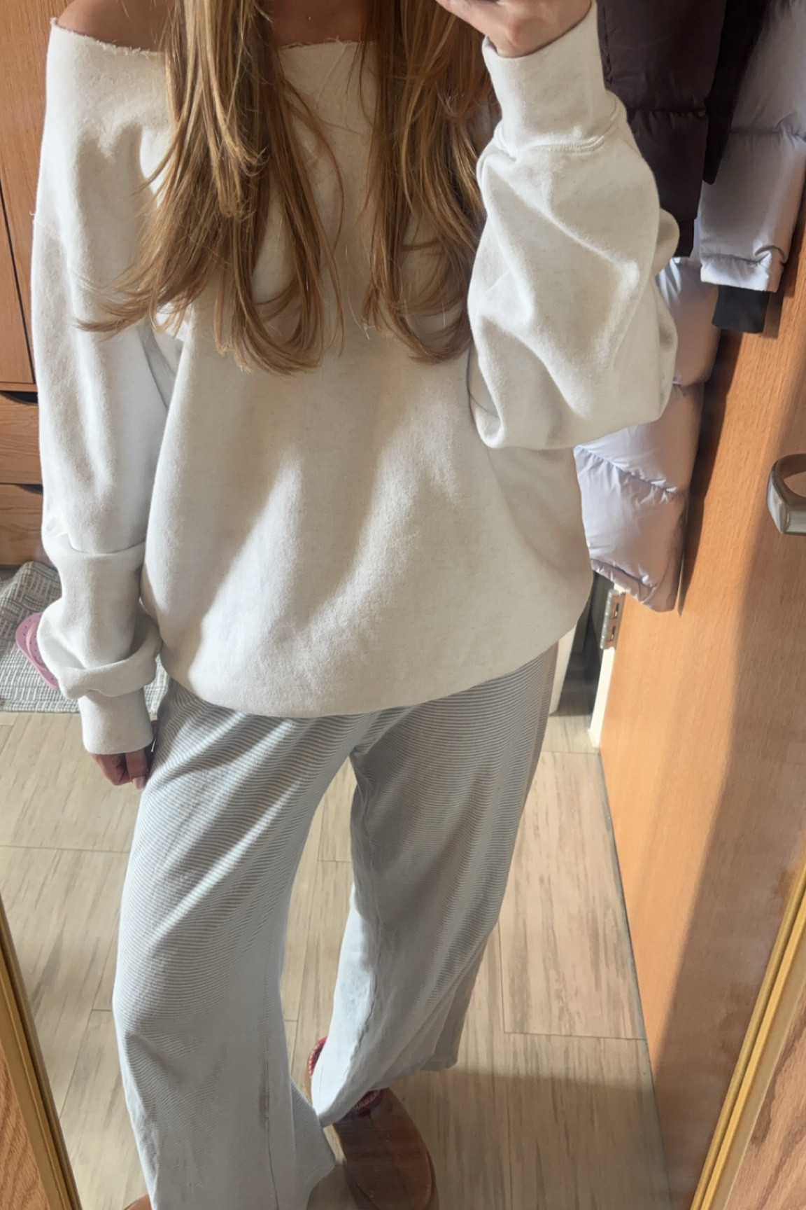 Comfy outfit 🤍 

Top - one size 
Bottoms - one size
Shoes - 8

#LTKSeasonal #LTKMostLoved #LTKGiftGuide