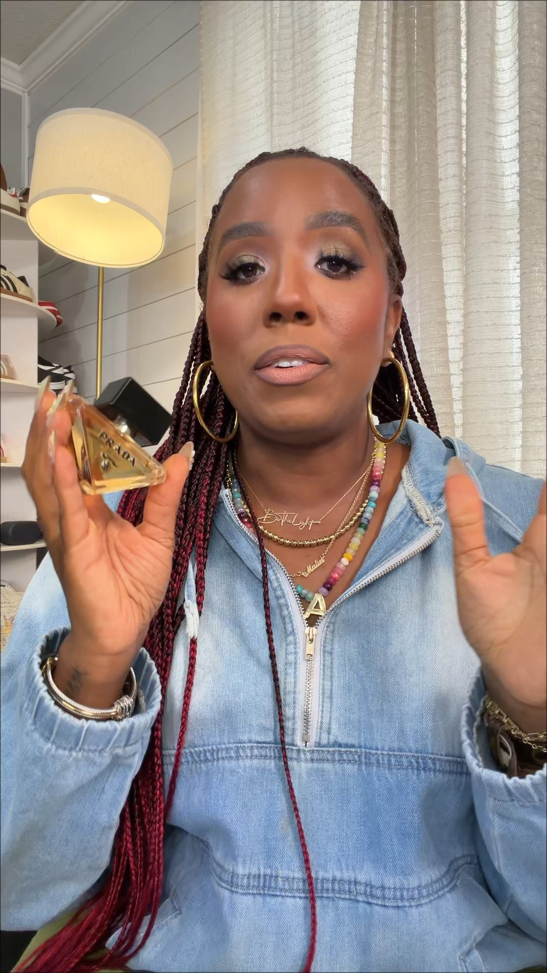 If you're looking for a perfume that's office-friendly, clean, and professional without taking over the room, these are some of my favorite work-worthy scents. Think soft musk, fresh florals, clean skin scents, and subtle sophistication that leave a beautiful impression without being overpowering.

Perfect for:
The office
Teacher life
Meetings & presentations
Church
Everyday wear

My rule for work fragrances: they should be discovered, not announced.

Remember - fragrance is subjective. My review is based on my personal nose and experience.

#PerfumeForWork #OfficePerfume