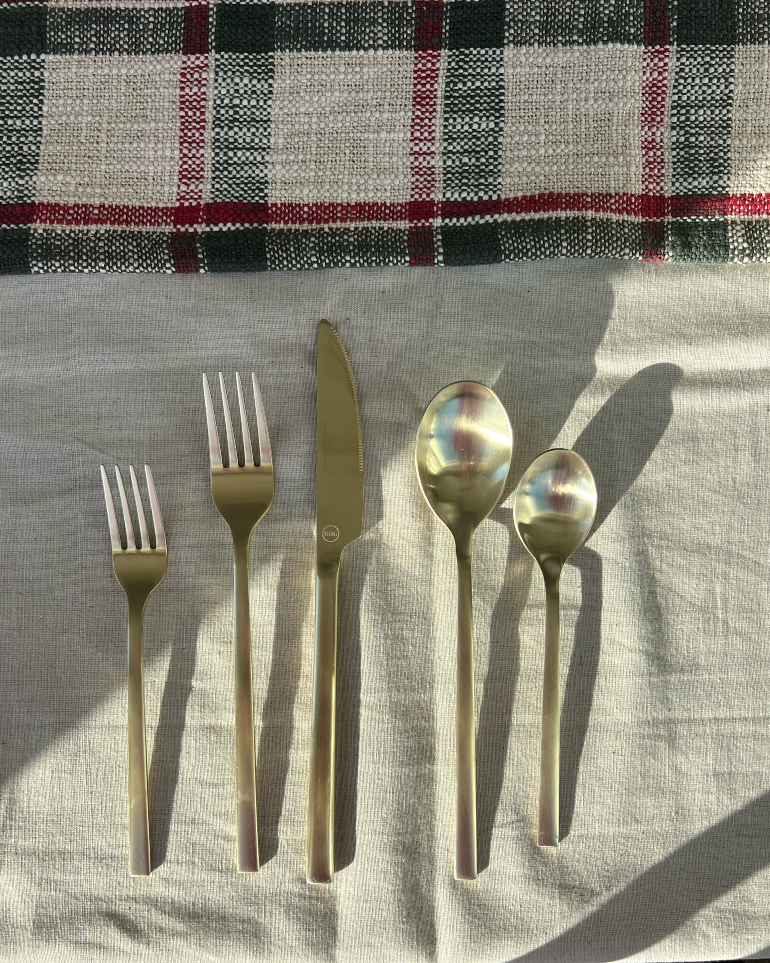 The cutest flatware from WALMART  that looks so high end. 

#LTKSeasonal #LTKHoliday
