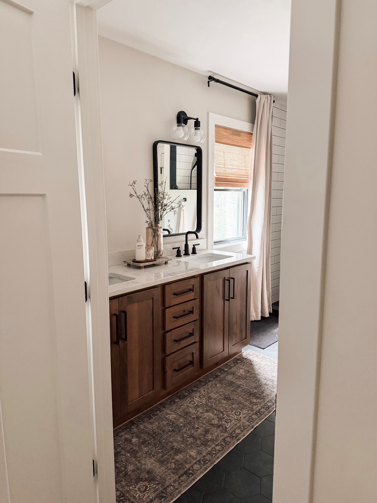 Master bathroomm

#LTKHome #LTKSaleAlert #LTKmomlife