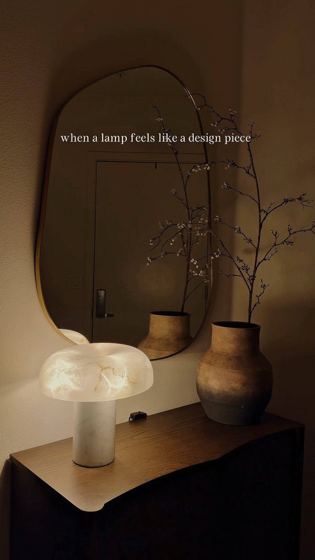 Table lamp from @residencesupply
Habros Alabaster Table Lamp
