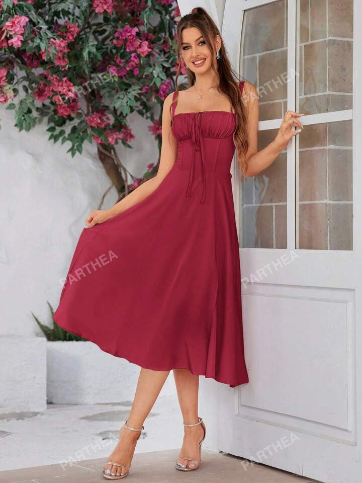 PARTHEA Abito Aderente Con Corsetto A Incrocio Senza Schienale, Con Lacci In Pizzo Arricciato E Stecche | SHEIN