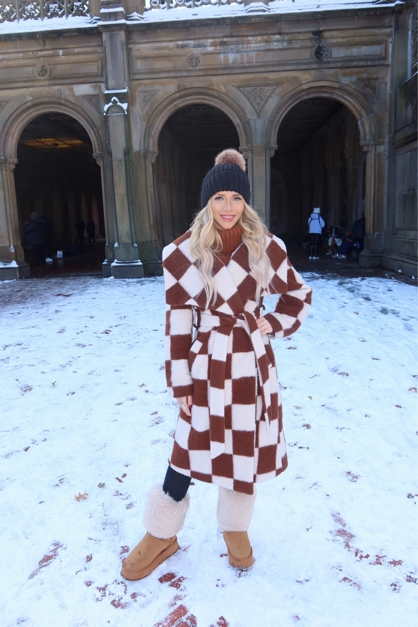 Snowy NYC winter looks / brown checkered coat / cozy brown knit turtleneck / leather Spanx / black beanie / fuzzy boots

#LTKHoliday #LTKTravel #LTKSeasonal
