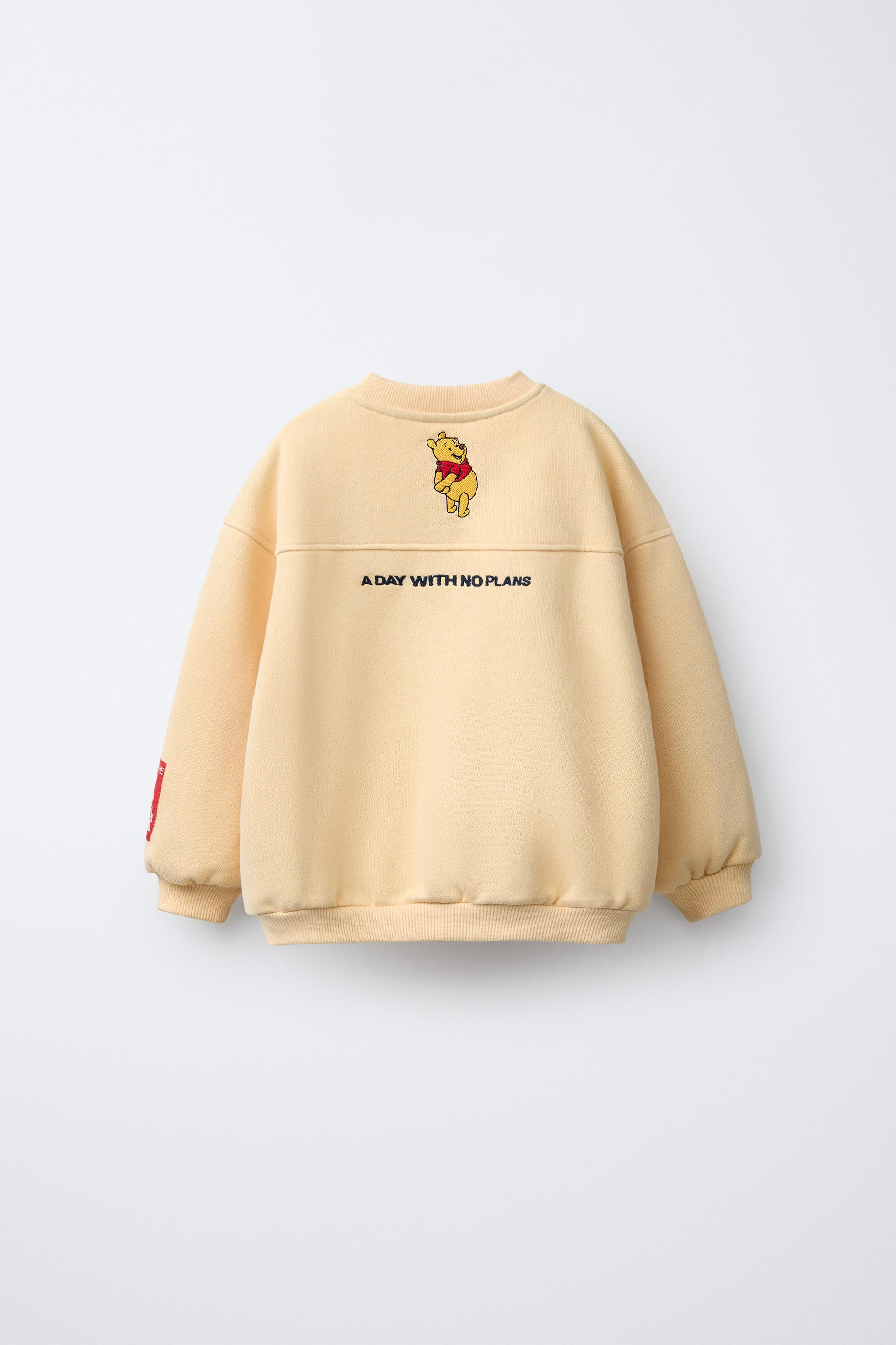 WINNIE THE POOH © DISNEY EMBROIDERED SWEATSHIRT | Zara US
