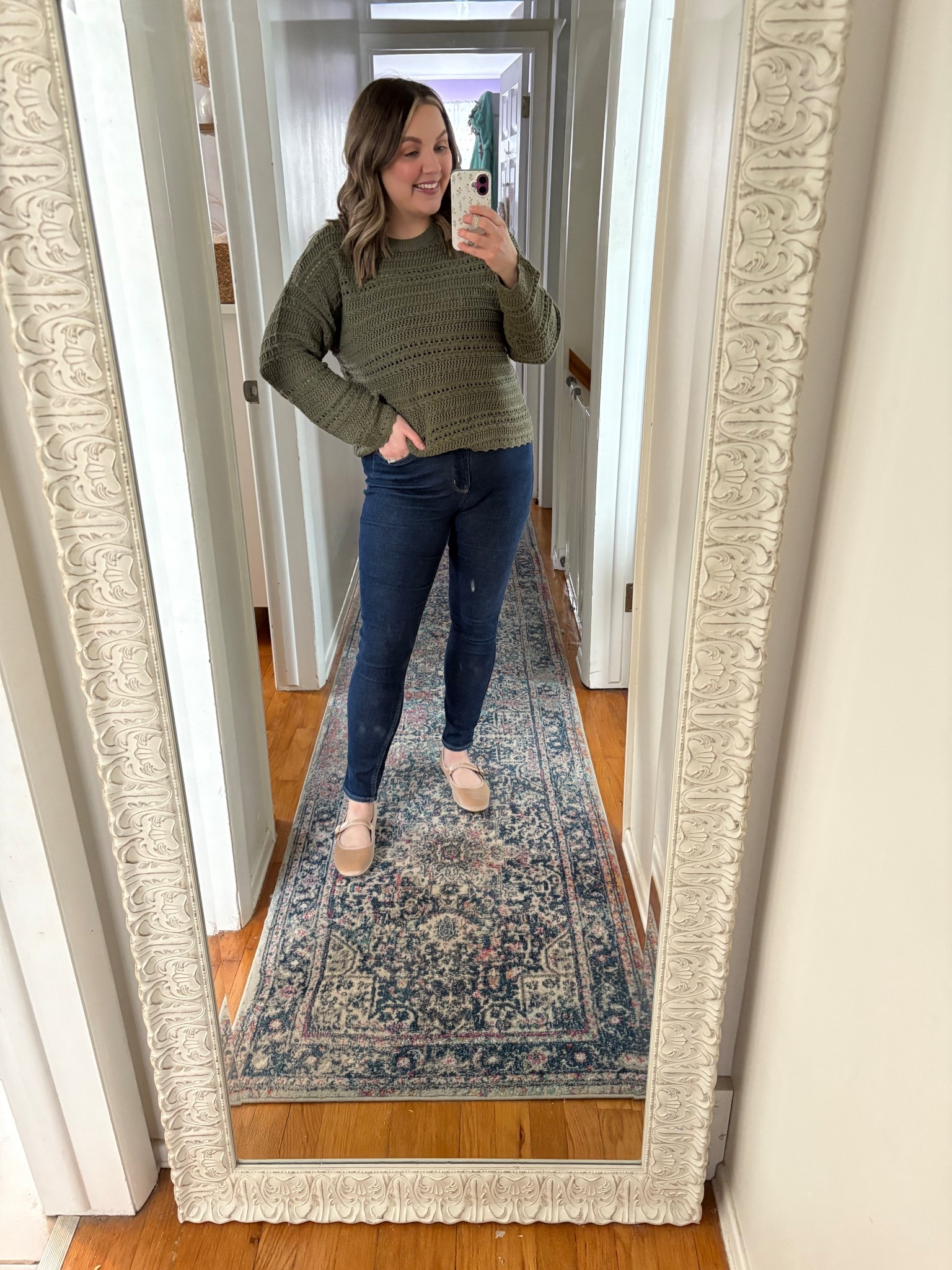 The most adorable top. Perfect for transitioning into the spring months. I’m wearing a large. 

@abercrombie 



#LTKSaleAlert #LTKSpringSale #LTKSeasonal