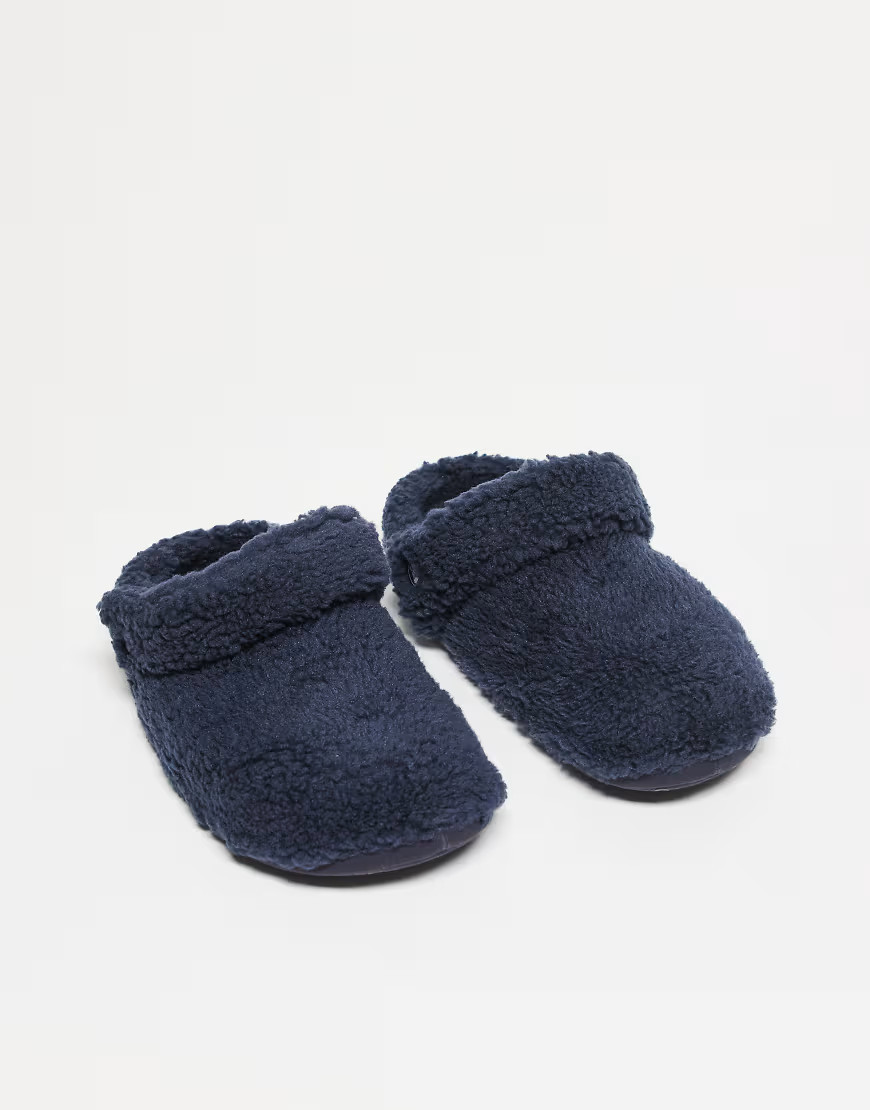 Crocs Classic Cozzzy fleece slipper in navy | ASOS (Global)