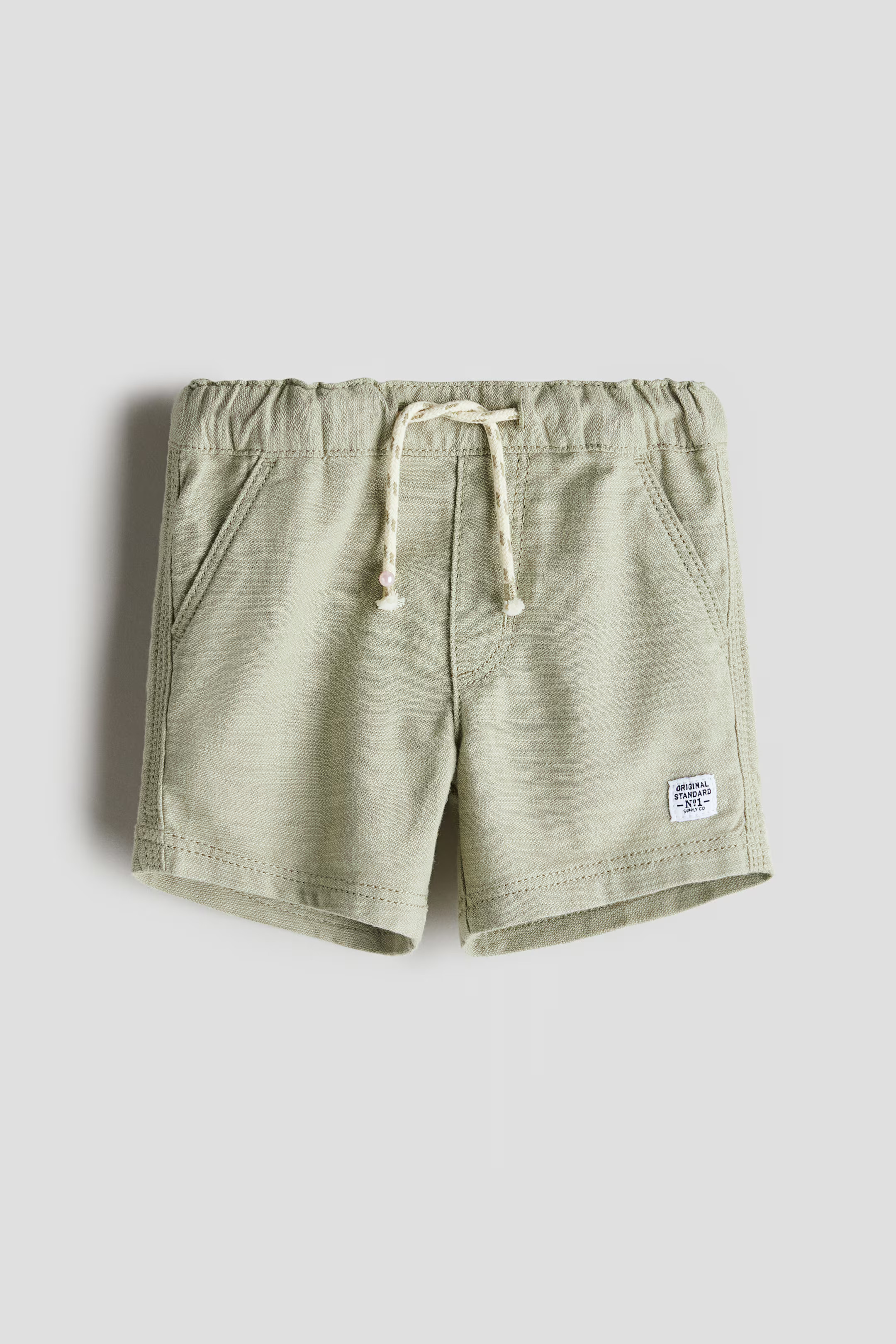Twill shorts | H&M (UK, MY, IN, SG, PH, TW, HK)