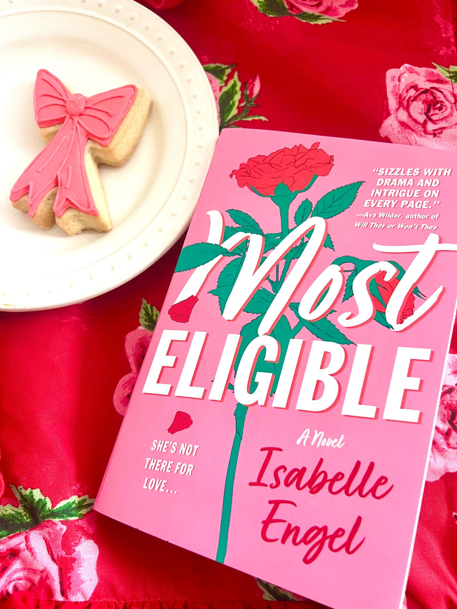 Reading Update 💖🌹
… grabbed this one this week! My reading (and updates) are all over the place at the moment, but in the middle of several great ones and eager to see how this one is after seeing some great reviews online!
