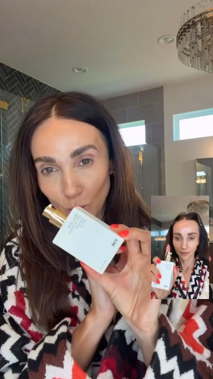 YSE Beauty Skin Glow SPF 30 Primer gives skin a glowy finish while adding sun protection.

tinted sunscreen, SPF primer, glowy primer, YSE Beauty, skin glow, SPF 30, sun protection, makeup primer, niacinamide skincare, glowing skin

#LTKOver40 #LTKBeauty