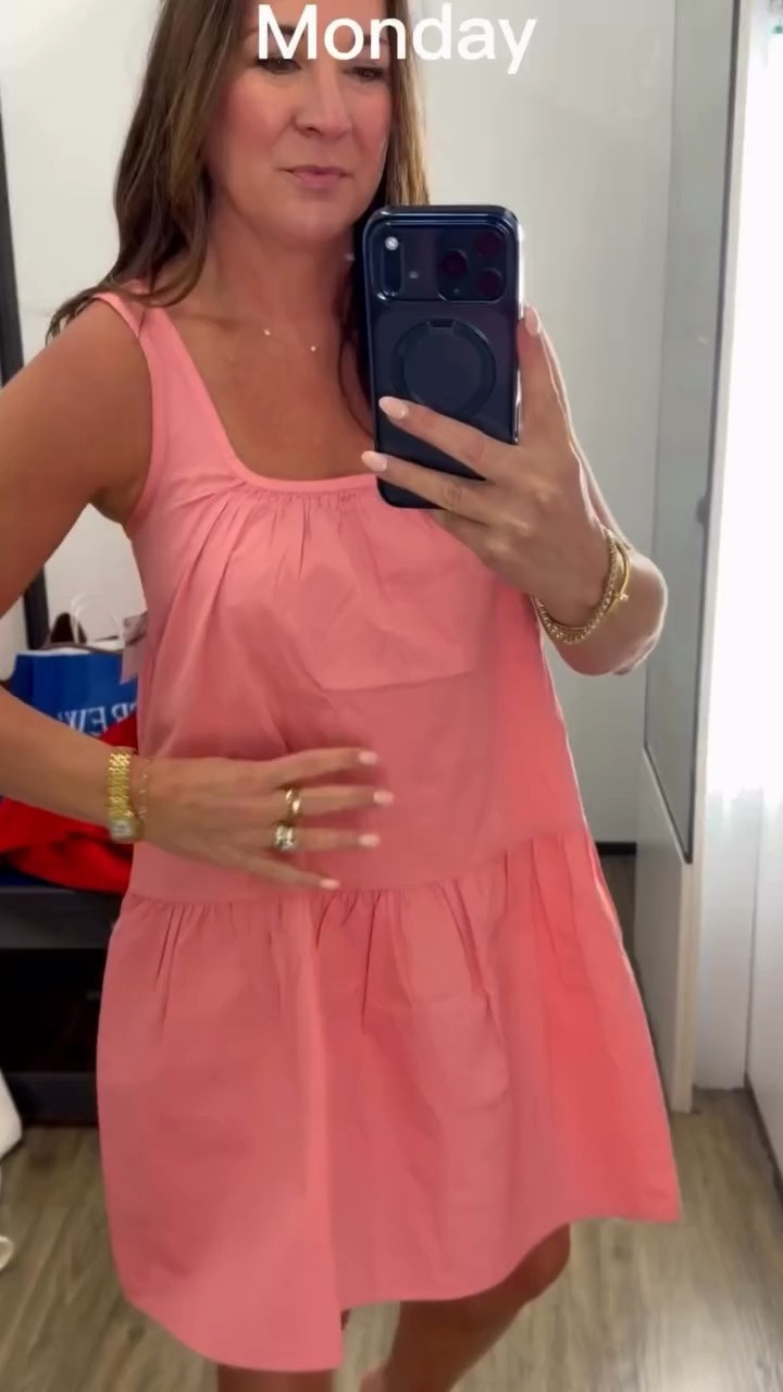 💕Six days of outfits from @oldnavy 💕

Comment SHOP below to receive a DM with the link to this post on my LTK ⬇ https://liketk.it/65vFo