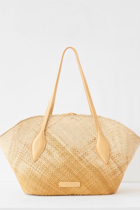 Spring summer handbag Shopbop 

#LTKitbag #LTKstyletip