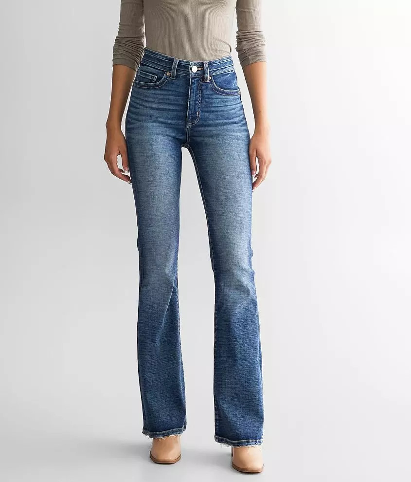 ExclusiveBillie Boot Stretch JeanBKEPrice $72.99Rated 4.5 out of 5 stars by 4 reviewers4 Reviews | Buckle