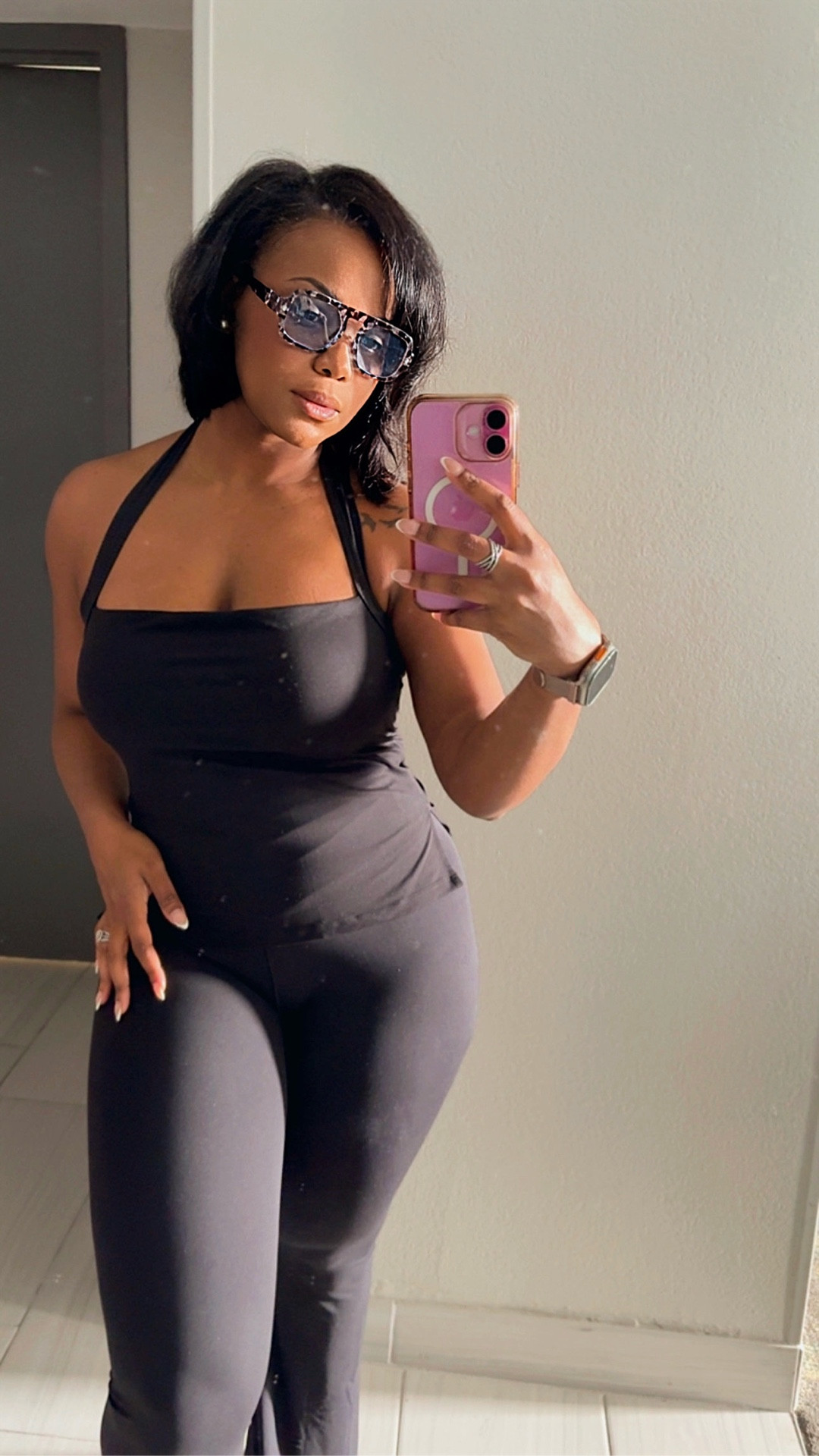 Running errands or grabbing a quick breakfast, but still keeping it cute and comfy. This casual look is perfect for those easy mornings when you want to feel put together without doing too much.
#LTKStyleTip #LTKUnder100 #CasualChic #EverydayStyle #ErrandOutfit #MorningStyle #LTKFinds

#LTKootd #LTKgrwm #LTKSaleAlert