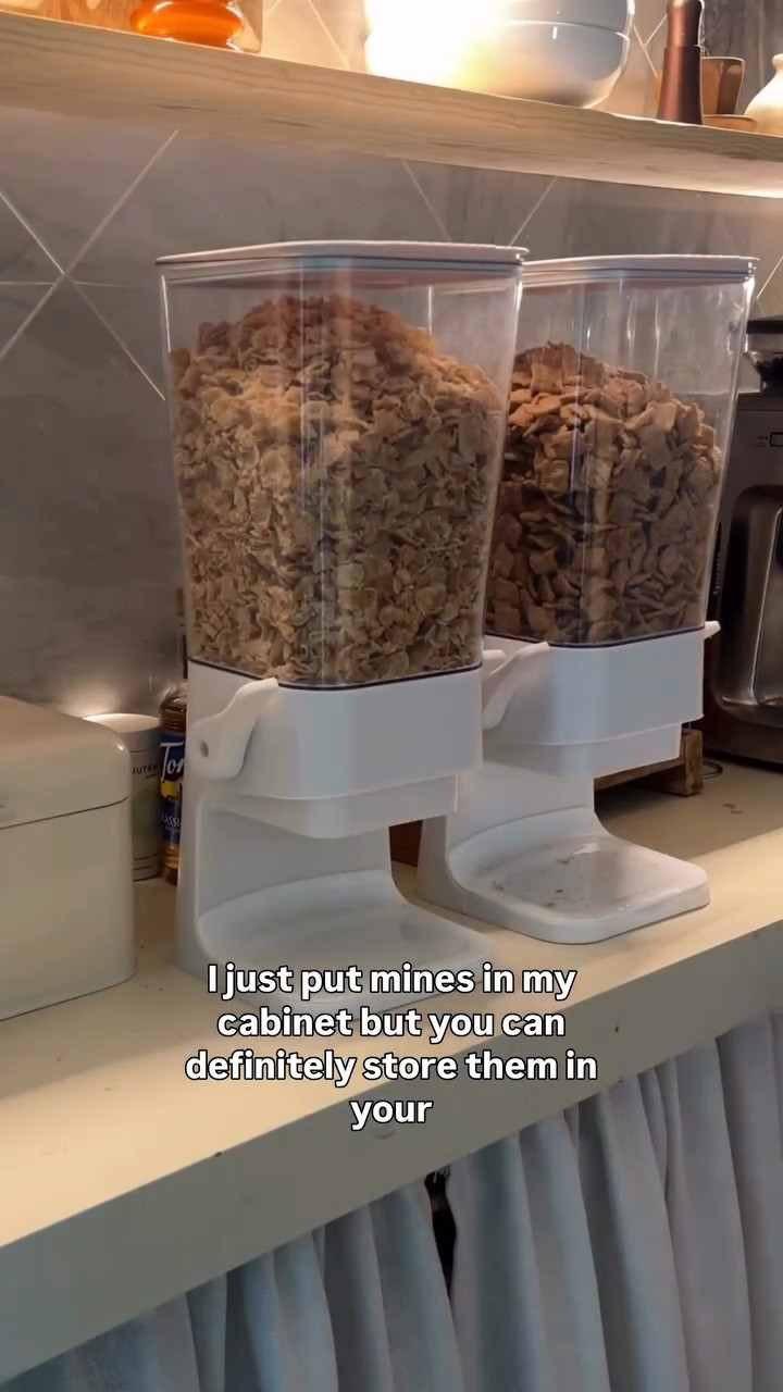 Y’all… this cereal dispenser might just be one of my favorite purchases for the kids 😩✨
No more mess, no more digging in the box, and they actually use it every day.
⁣
If you’ve got little ones (or just love an organized kitchen), you need this!
⁣
Comment SHOP below and I’ll send the link straight to your DMs 💬

https://liketk.it/5lKTN
⁣
#ltkhome #ltksalealert #ltkfamily #momapproved #kitchenfinds #organizedmama