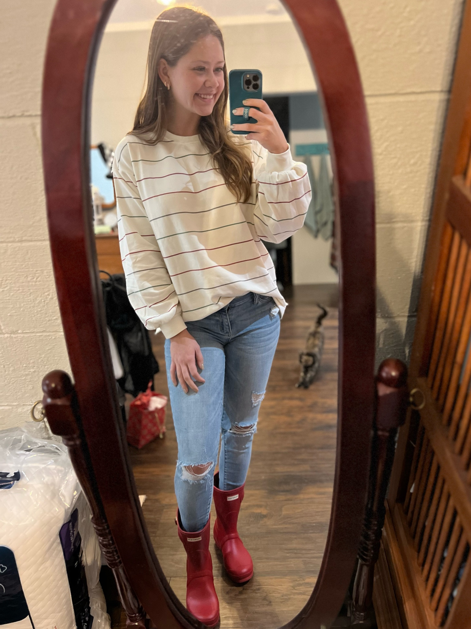 Rainy day outfit 🌧️

winter outfit, comfy outfit, hunter boots, holiday outfit

#LTKHoliday #LTKstyletip #LTKSeasonal