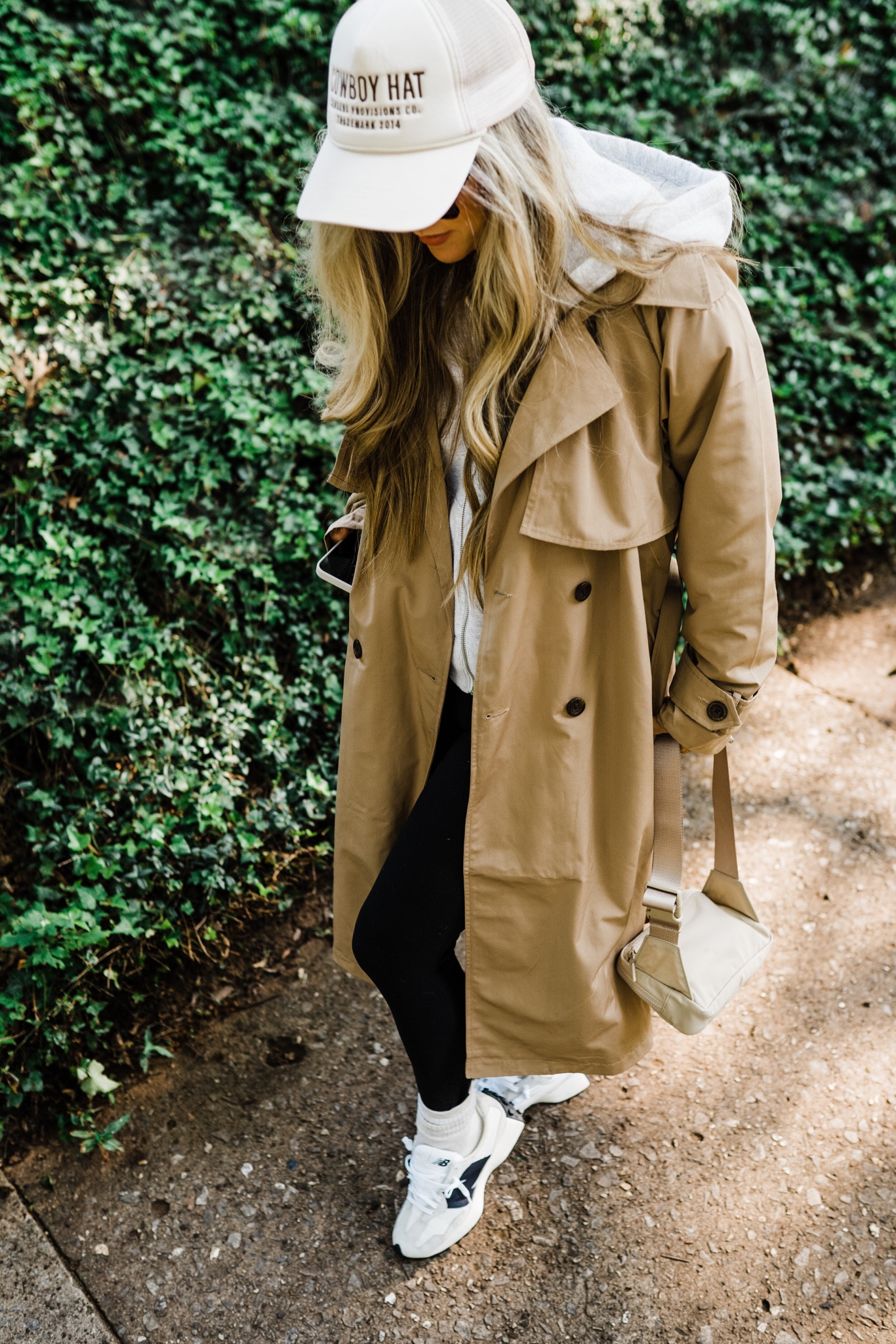 Free people trucker hat
Abercrombie trench coat small
Lululemon leggings 6
Crew socks
New balance sneakers TS

#LTKfitness #LTKSeasonal #LTKshoecrush