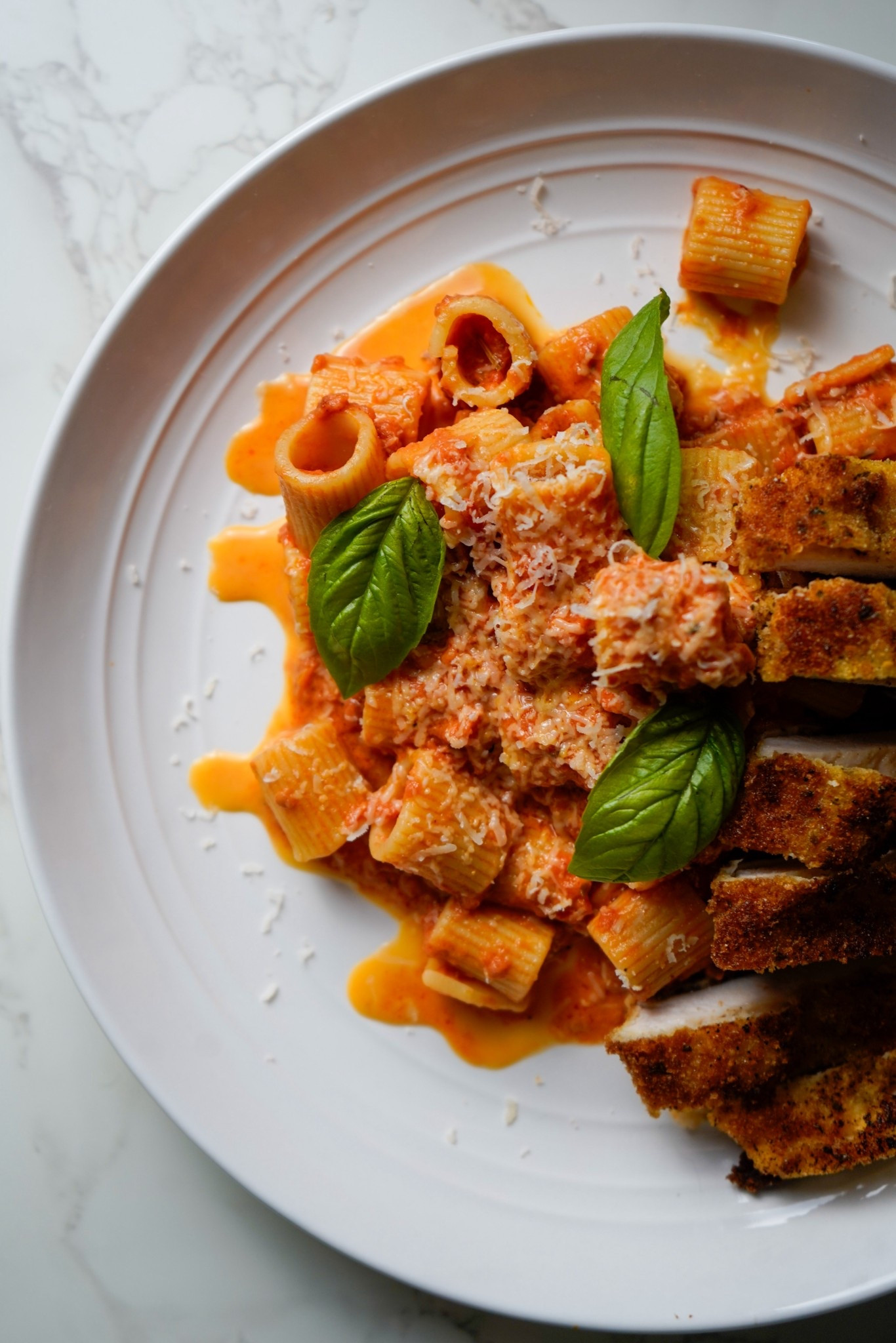 🔥 Spicy Mezzi Rigatoni with chicken cutlets

#LTKHome #LTKFamily #LTKFindsUnder50