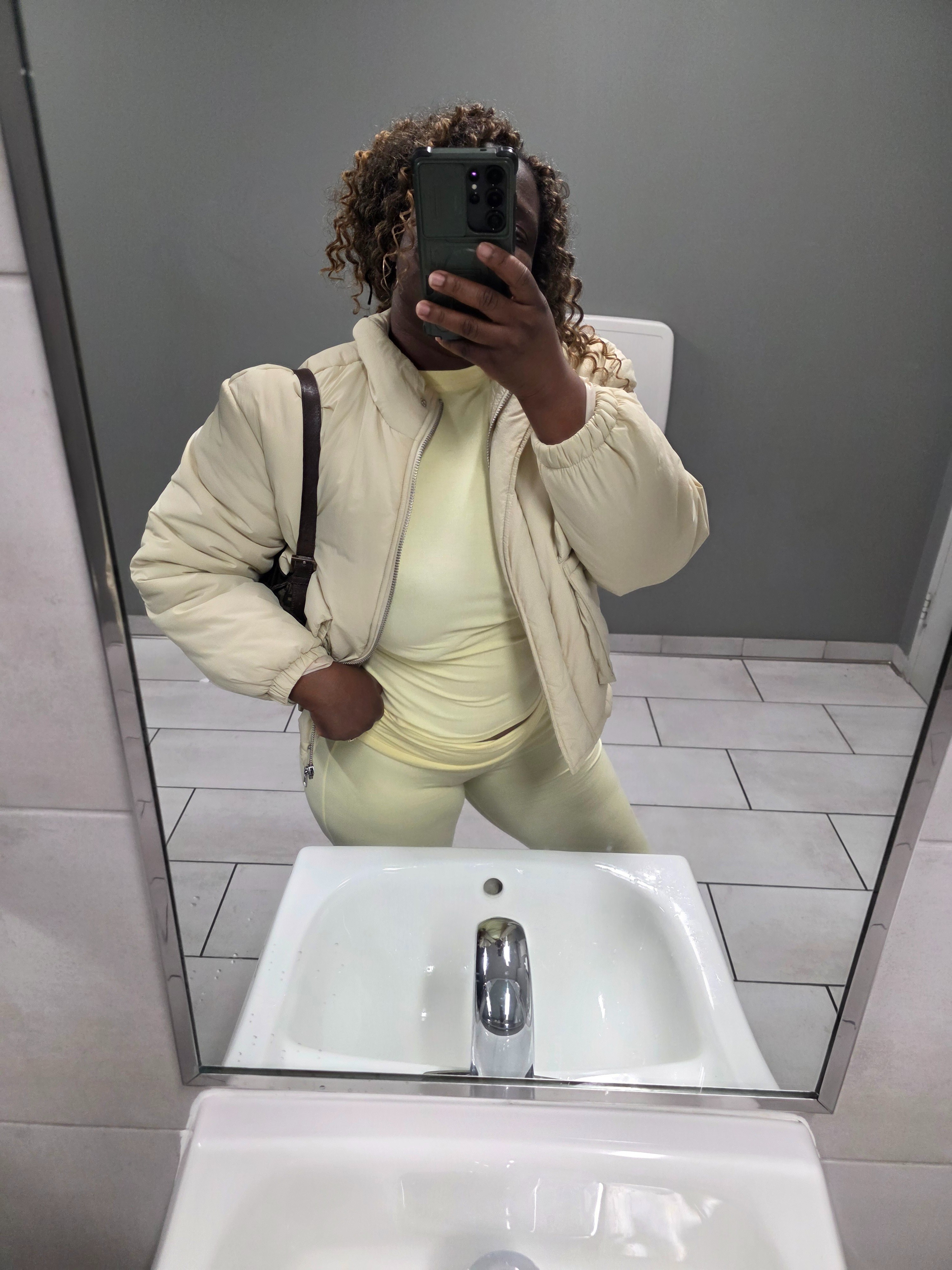 Butter yellow pants set for Spring 2026.

#LTKmomlife #LTKMothersDay #LTKActive