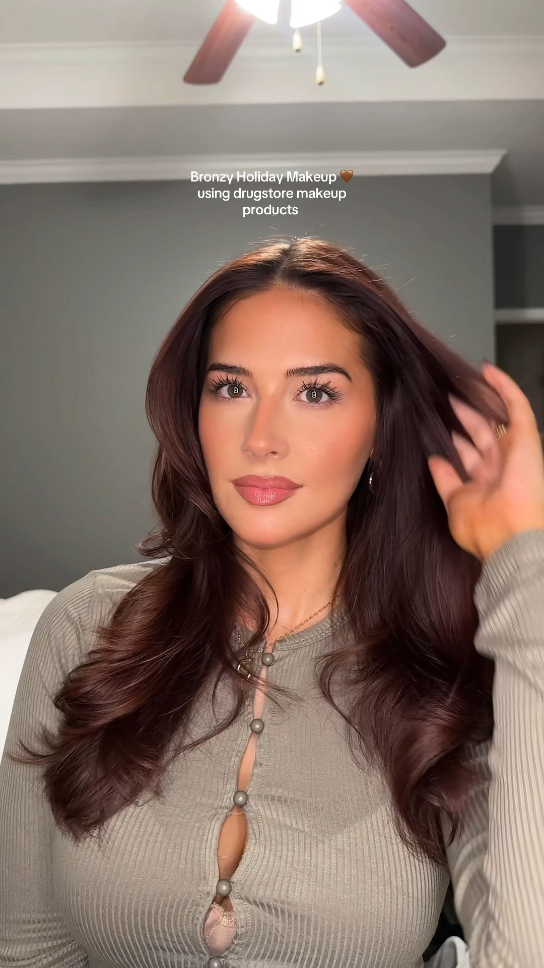 Bronzy Drugstore Holiday Makeup Look 

#LTKBeauty #LTKHoliday #LTKFindsUnder50