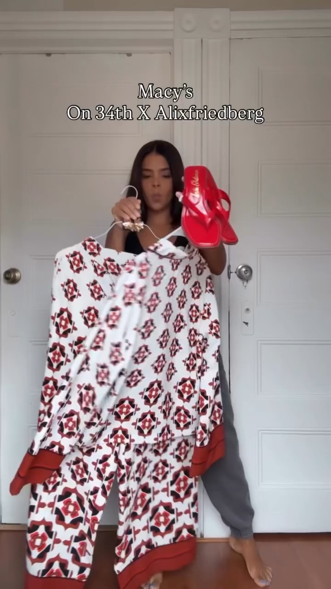 GRWM ✨ Styling a stunning set from the @macys x Alix Friedberg collection. 😍

This look is perfect for transitioning into fall or packing for your next vacation. Obsessed with the seashell details 🍂🐚 and how effortlessly chic it feels.

I paired it with the most comfortable (and chic) @sam_edelman thong kitten heels 👠 also found at Macy’s and finished it off with the matching Alix Friedberg earrings for that perfect final touch. 💫

Everything you need to elevate your style? You’ll find it at Macy’s. (LINK IN BIO) ❤️

##on34thxalixfriedberg #Macys #MacysStyleCrew #MacysPartner #OutfitOfTheDay #Fashion #MomFit