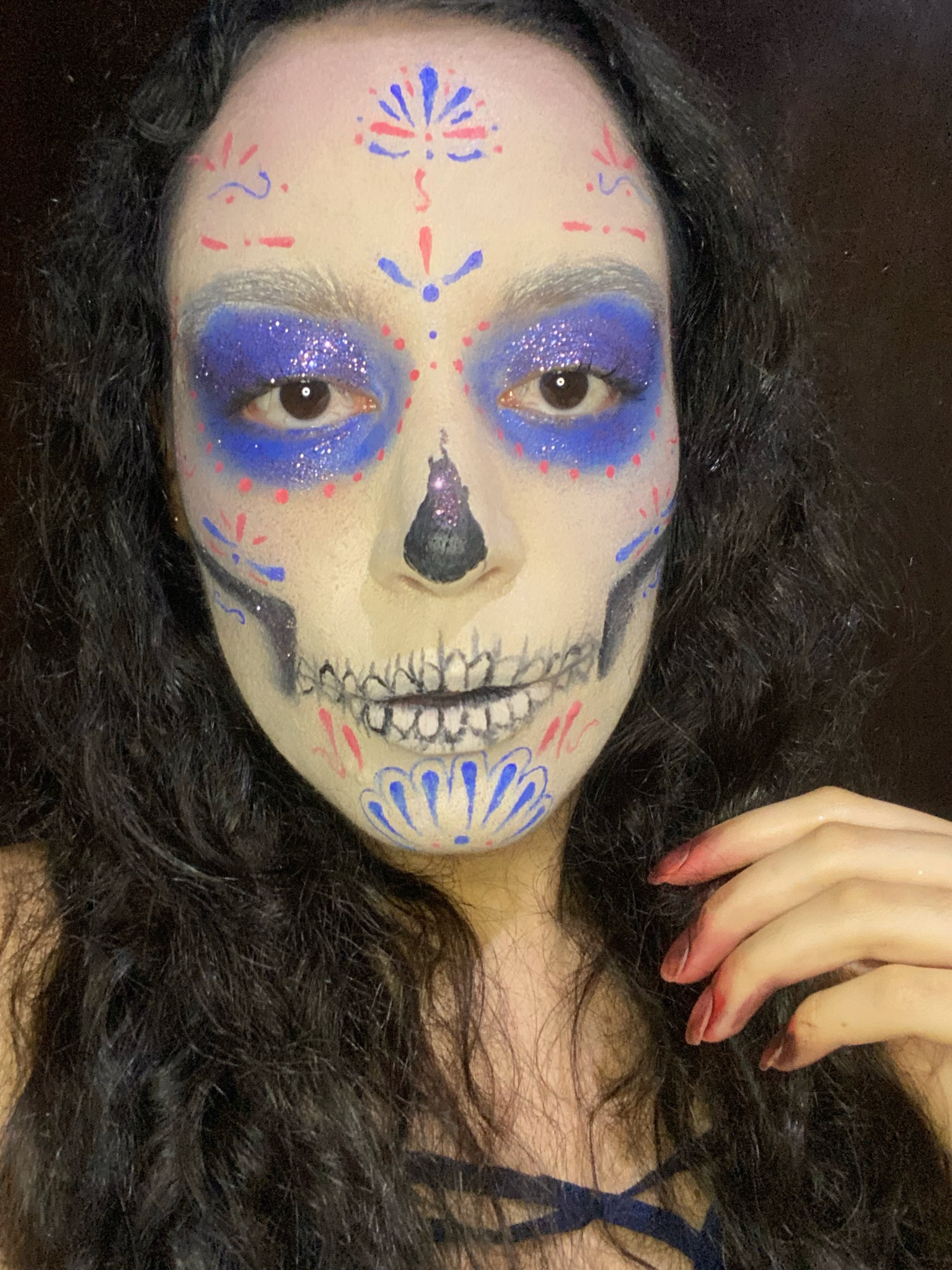 Caveira Mexicana com BT Velvet royal, off white, watermelon e black. Usei o BT Glitter navy rose shine #linhabrunatavares #brunatavares #halloweenmakeup #halloweencostume #glitter #belezanaweb

#LTKbeauty #LTKHalloween #LTKbrasil