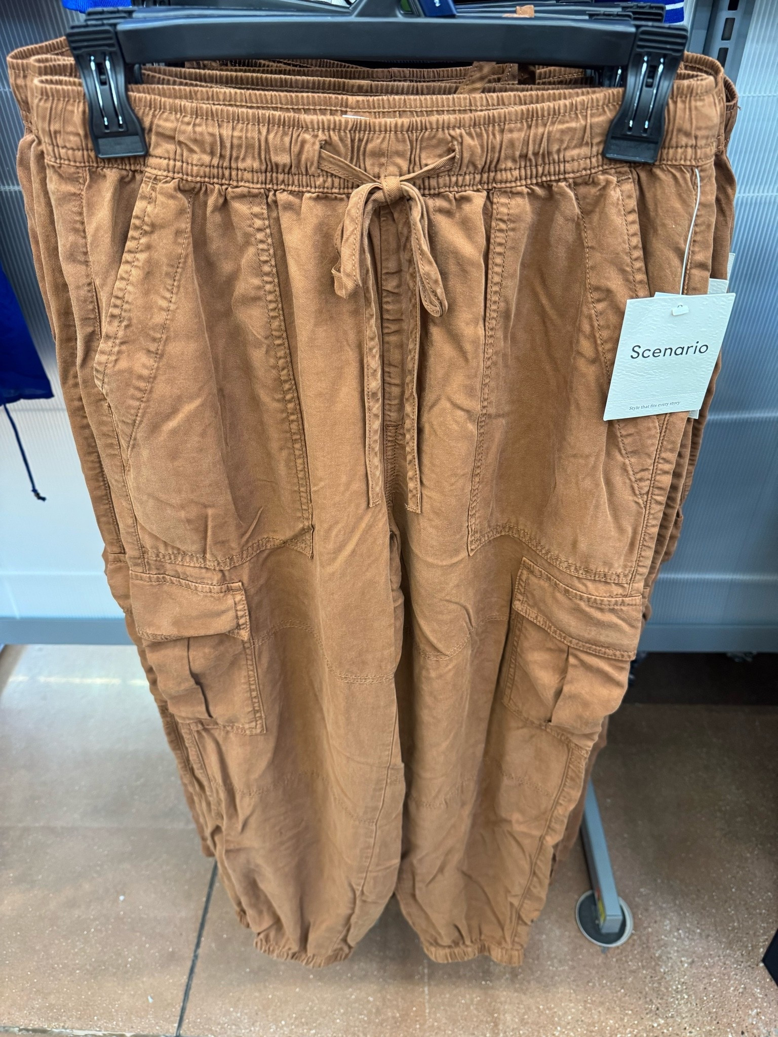Walmart✨ Scenario Women's Soft Fluid Cargo Joggers, 28" Inseam, Sizes XS-XXXL

#LTKootd #LTKSeasonal #LTKOver40