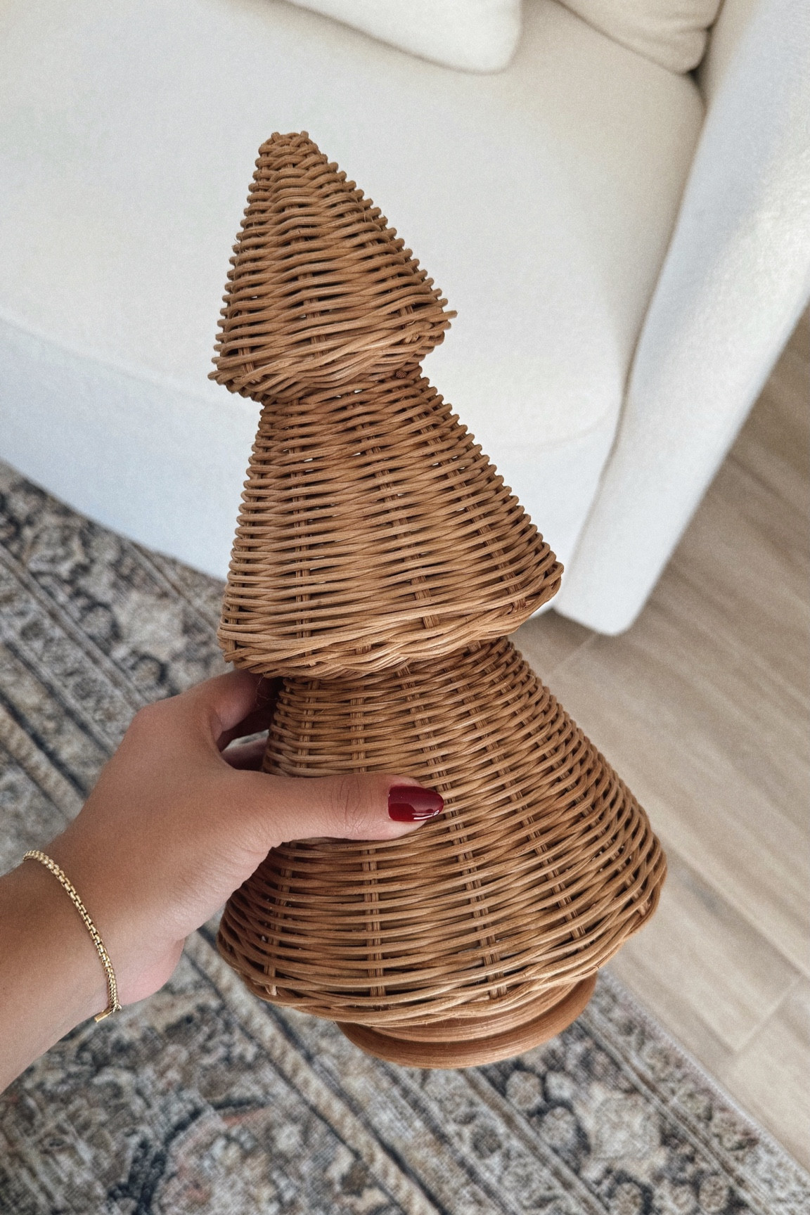 Back in stock! 🤎 these christmas trees are back in all sizes 😍

#christmasdecor #holidaydexor #christmastree #studiomcgee #threshold #woodtree #rattantree #neutralchristmas #target #targetfind #targethomedecor


#LTKHoliday #LTKFindsUnder50 #LTKHome