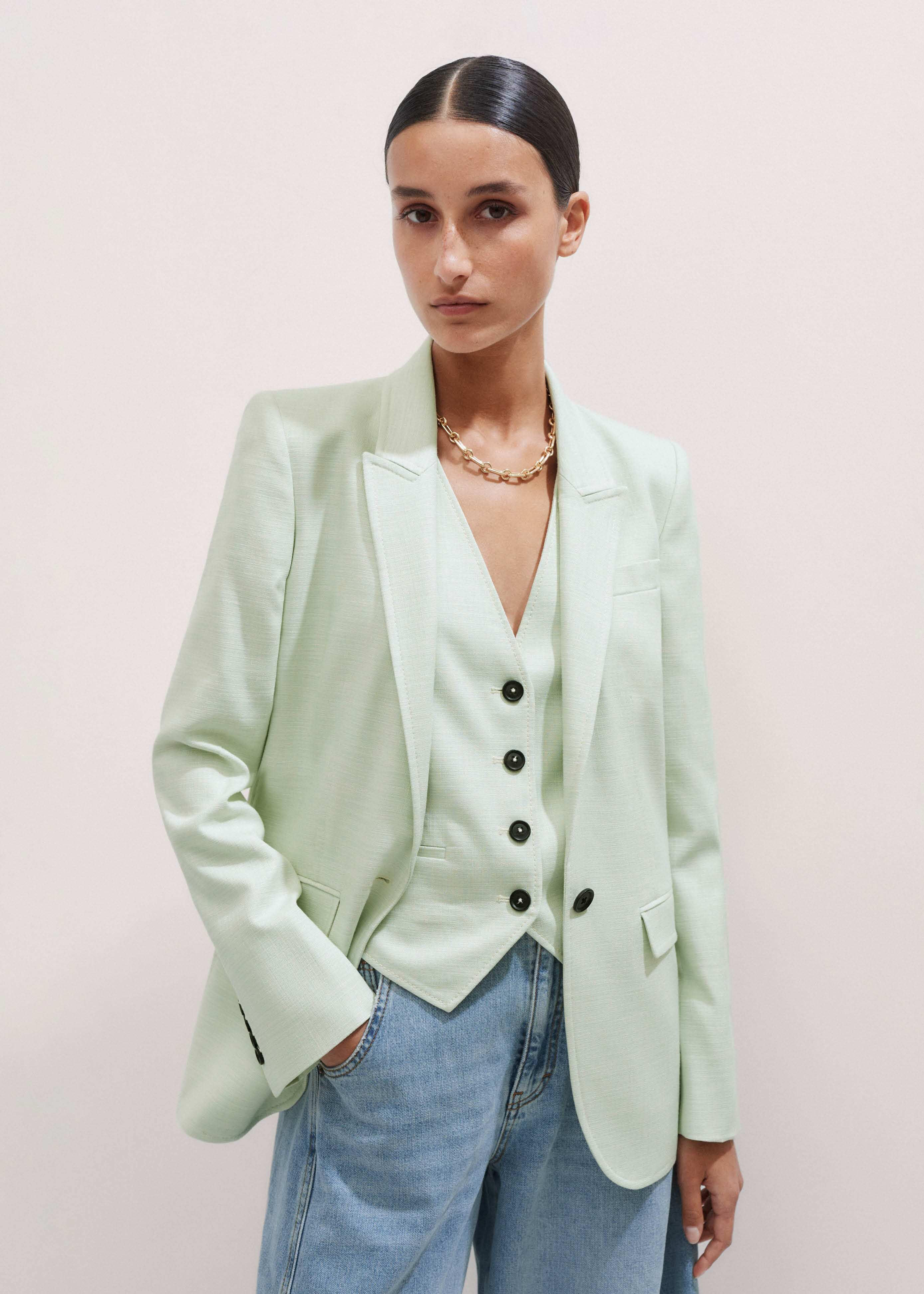Lightweight Sharp Shoulder Blazer | ME+EM Global (Excluding US)