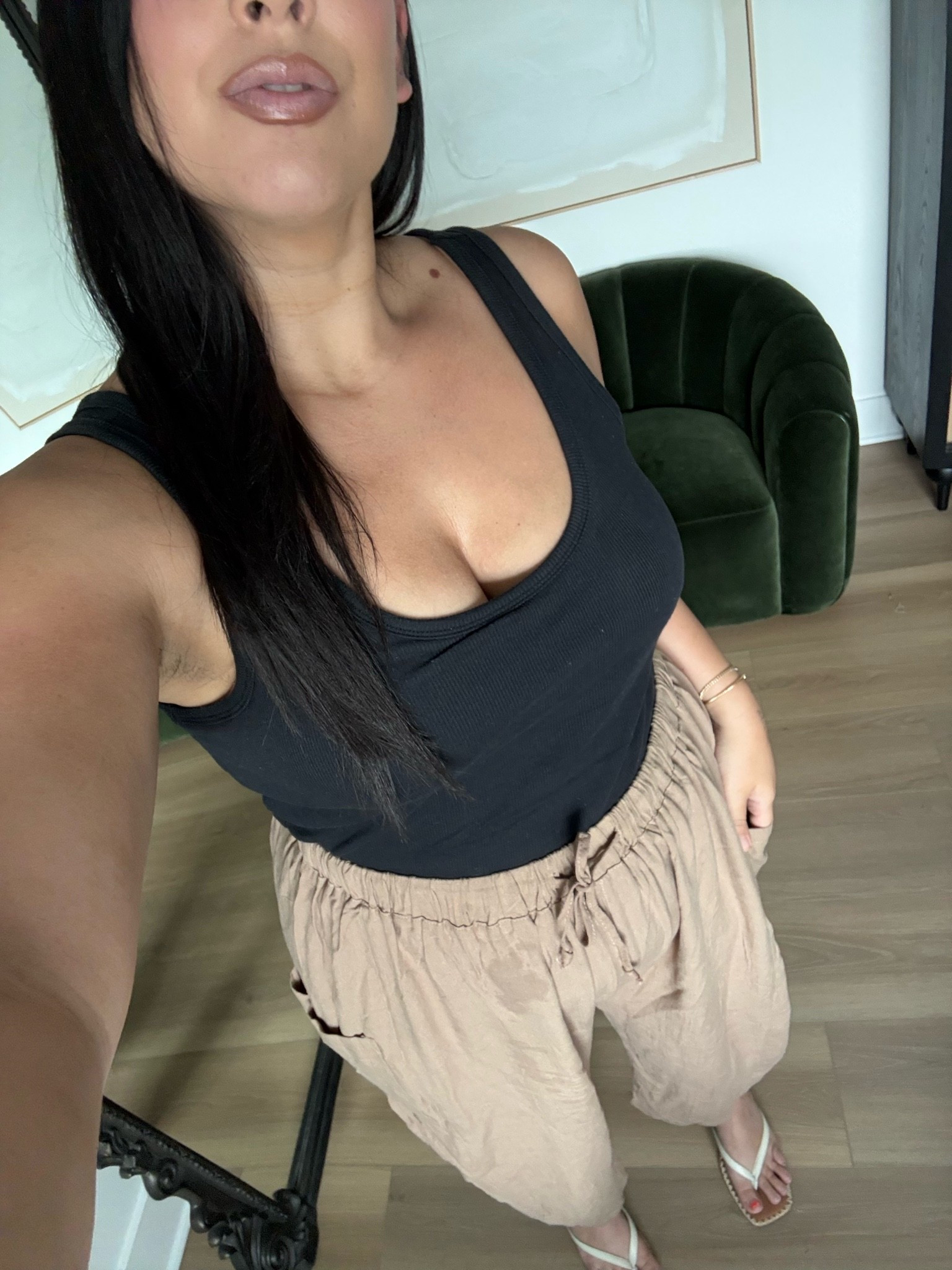 Size xl Amazon pants 
Size xl bra free tank

#LTKootd #LTKmomlife