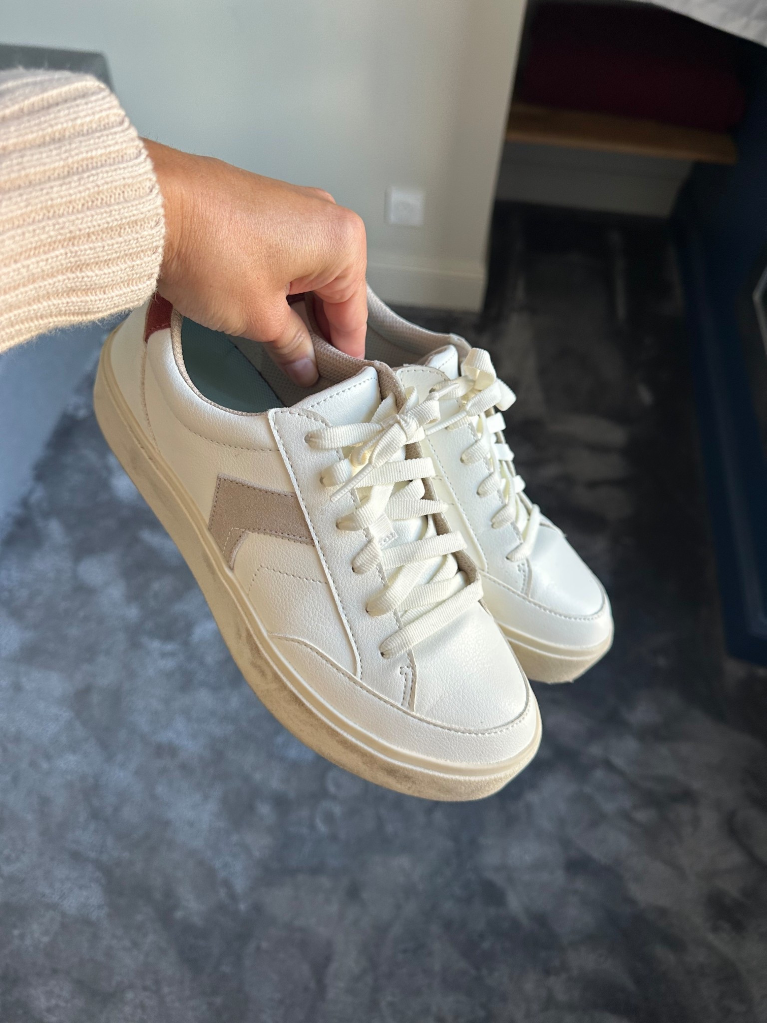 The best travel sneakers! Dress them up or down - size up 1/2 size!



#LTKOver40 #LTKShoeCrush #LTKFindsUnder100