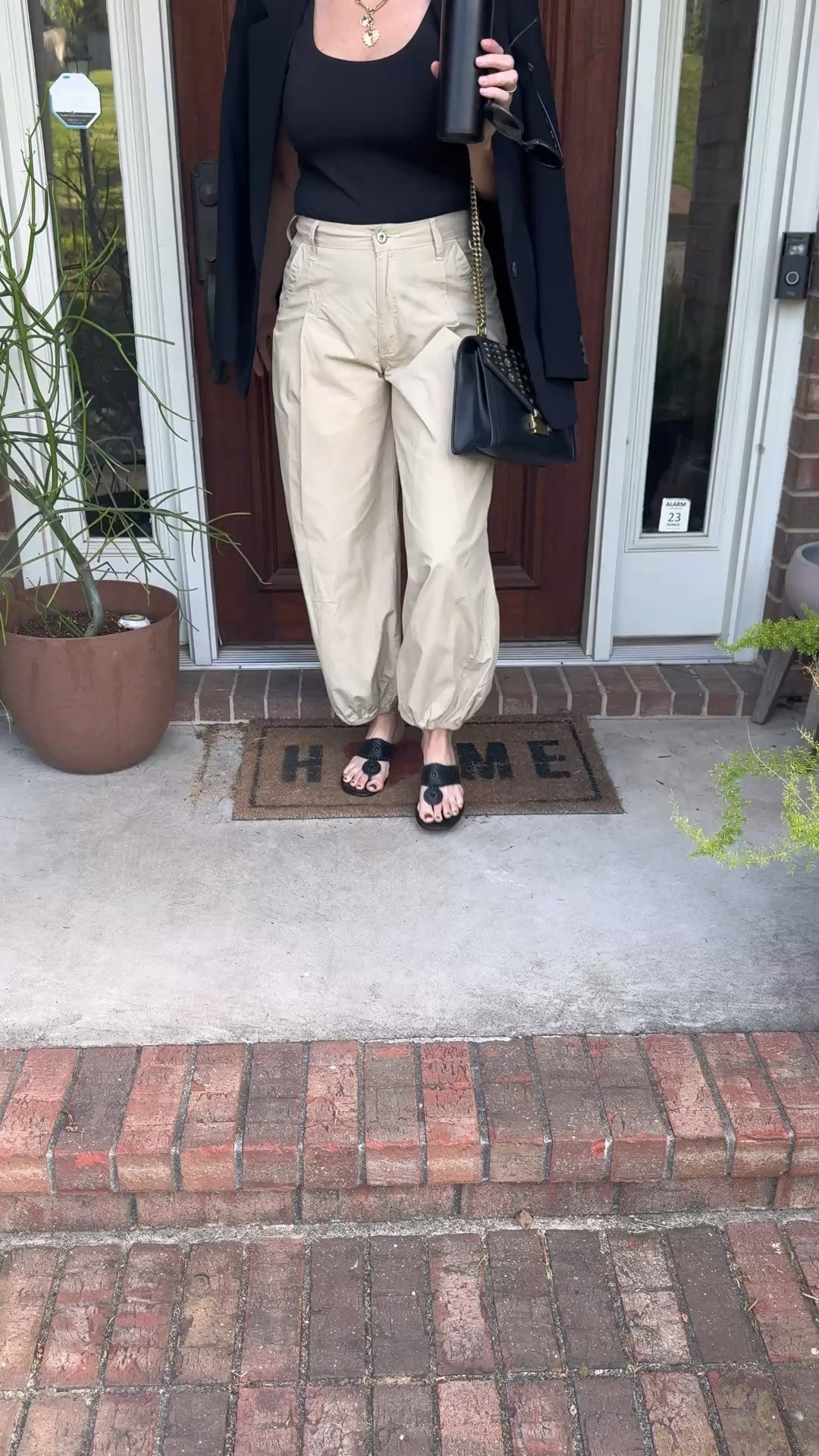 5 pairs. One brand. Zero complaints. 🙌 Jack Rogers gifted me their spring sandal collection and I am obsessed with every single pair. Neutral, colorful, casual, dressy — all bases covered. Everything linked below! 👇

#LTKdayinmylife #LTKmomlife #LTKOver40