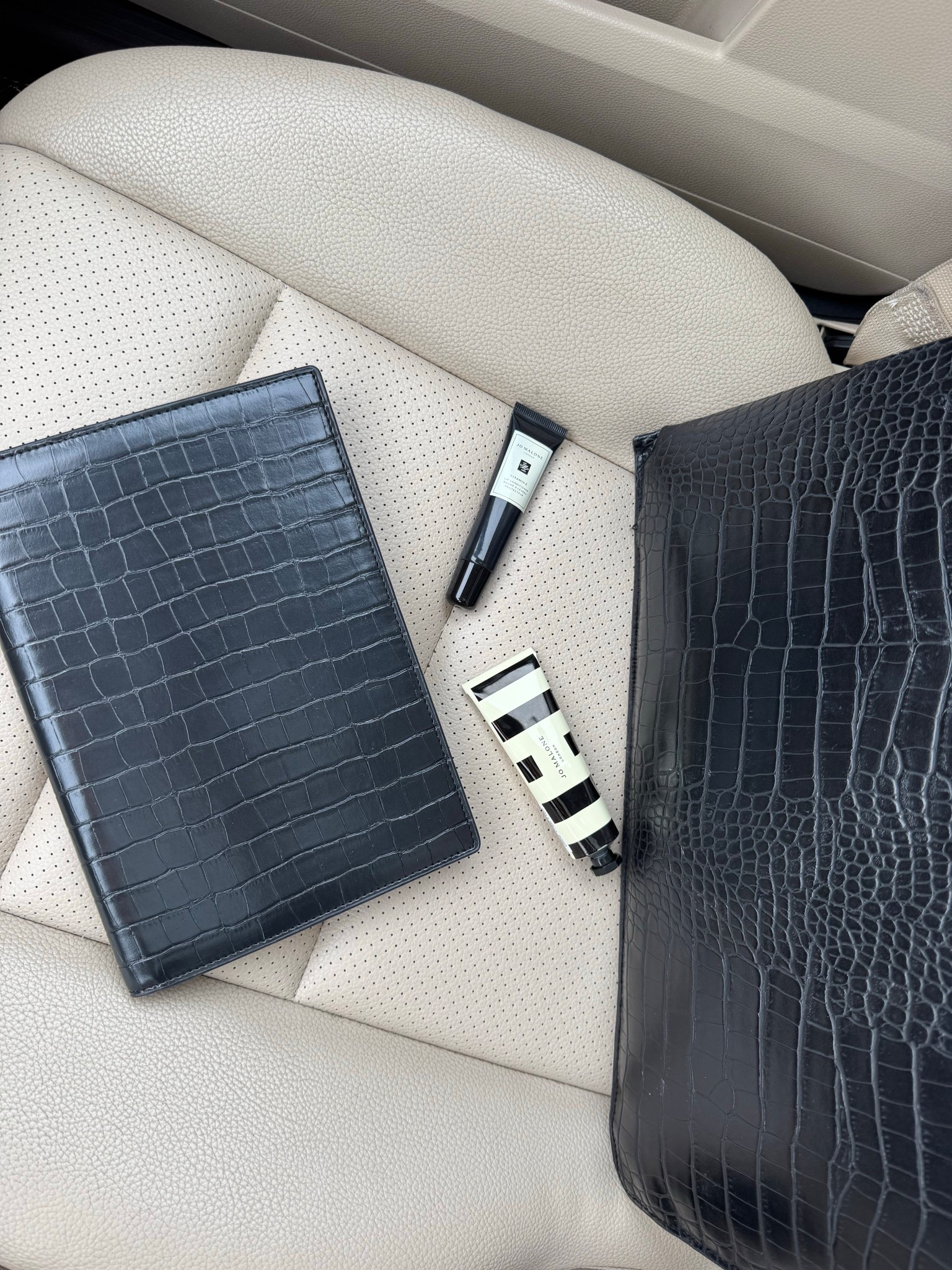 black croc notebook cover, jo malone hand cream, Jo Malone lip balm, black croc laptop sleeve 

#LTKdayinmylife