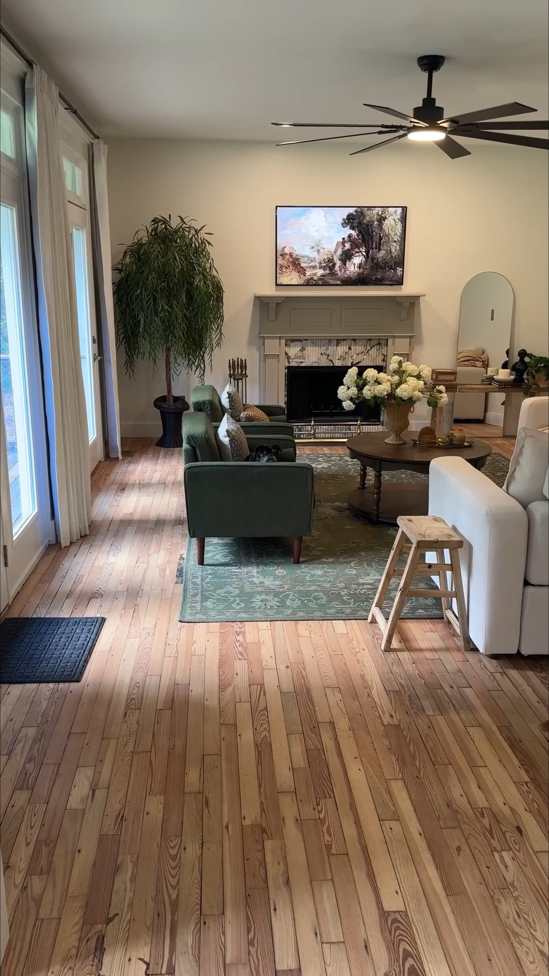 Living room sources! 

#LTKStyleTip #LTKFindsUnder100 #LTKHome