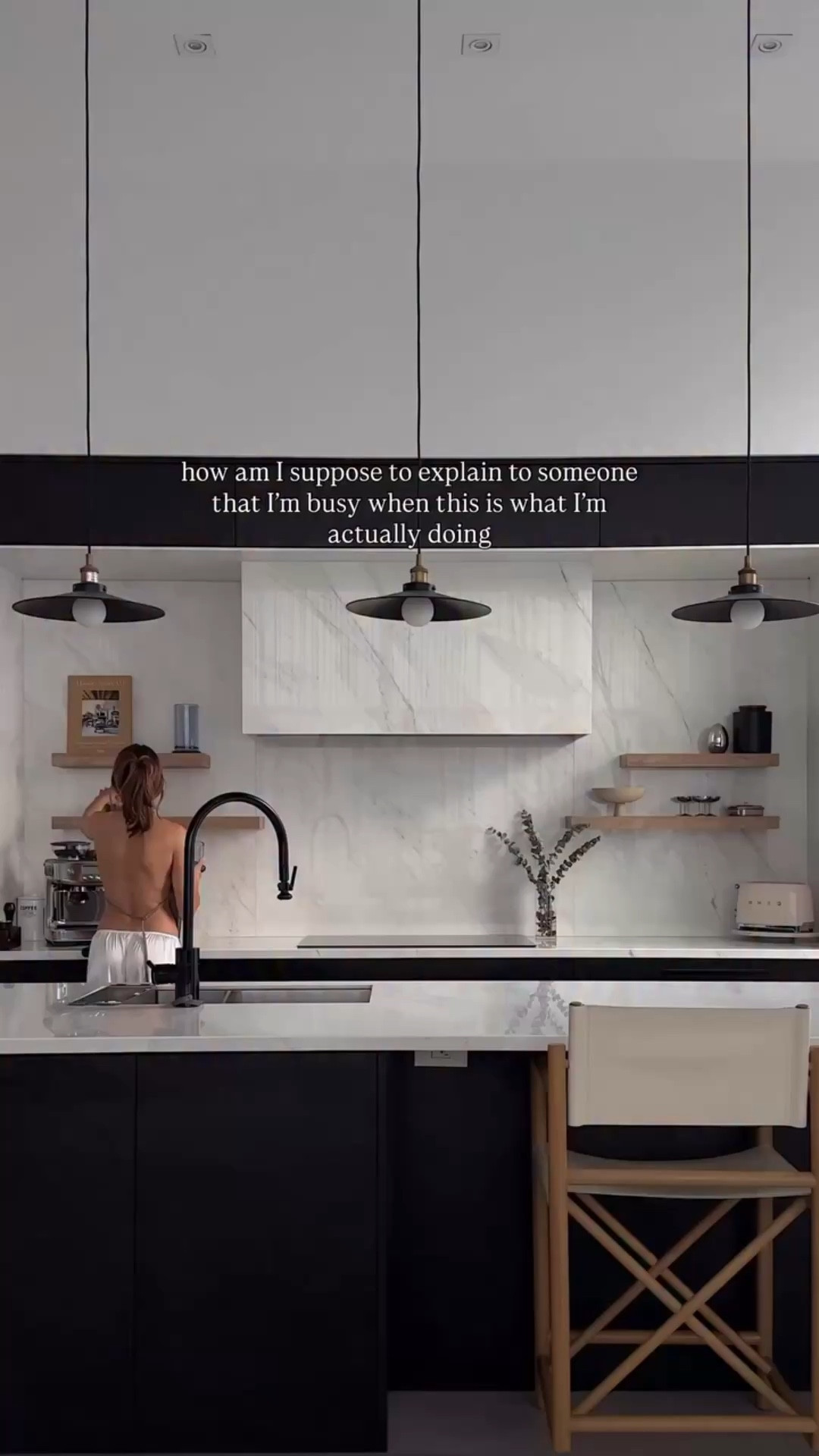 I love re organizing & switching up objets in my home. Thoughts on this new kitchen layout? 🤍

#interiordesign #home #homedecorideas #chic #industrial #fyp #foryou #style #outfit