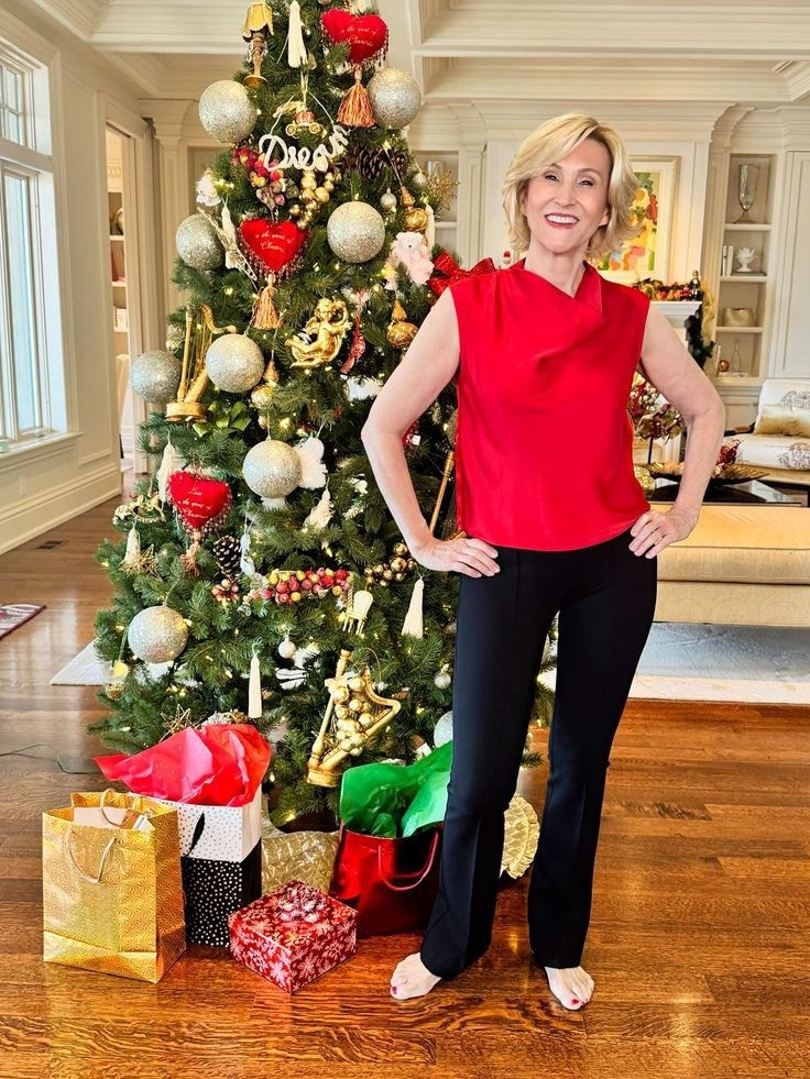 ✨ Sleek, effortless, and a little festive ✨
Loving this red silk cowl-neck top from Spanx paired with their black micro flare ponte pants — it’s the perfect balance of chic and comfortable. Whether it’s holiday dinners, office gatherings, or date night, this combo feels polished without overthinking it.

Soft silk, flattering silhouettes, and classic black pants — definitely a look I’ll be reaching for again and again. ❤️🖤✨

#LTKSeasonal #LTKOver40 #LTKootd