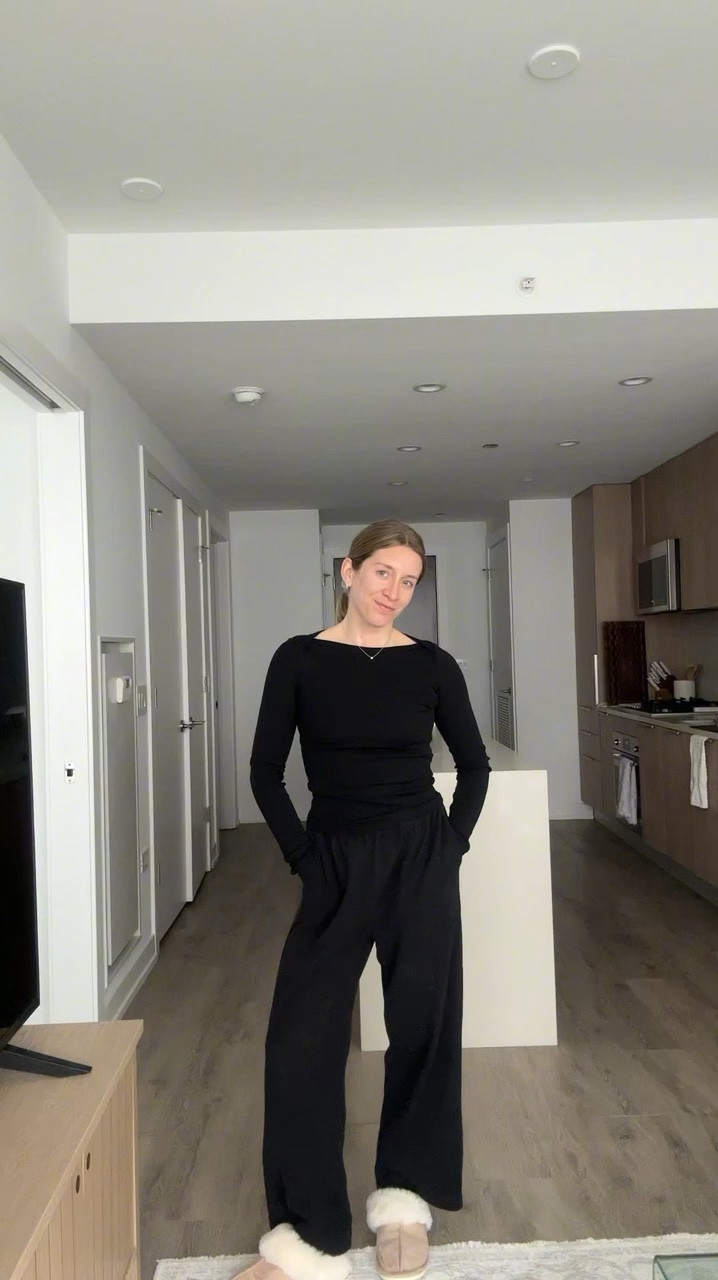 What I worse working from home on a snow day❄️ my exact top isn’t available but I found a similar one with the exact material composition! #SnowDayOutfit #WFHOutfit #SnowDay #BreakYourBudget

#LTKWorkwear #LTKSeasonal #LTKStyleTip