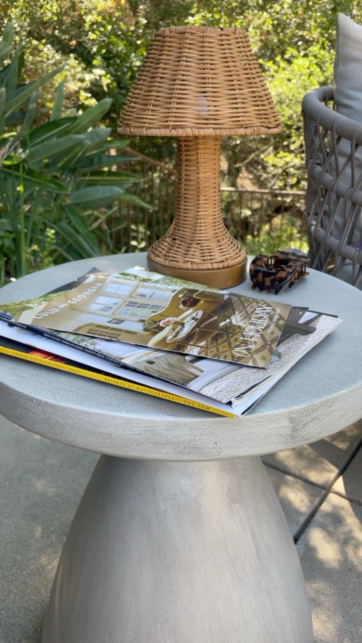 Loving these composite concrete outdoor side tables from Walmart! Not too heavy but also won’t blow over. Under $100 each. 👍🏻